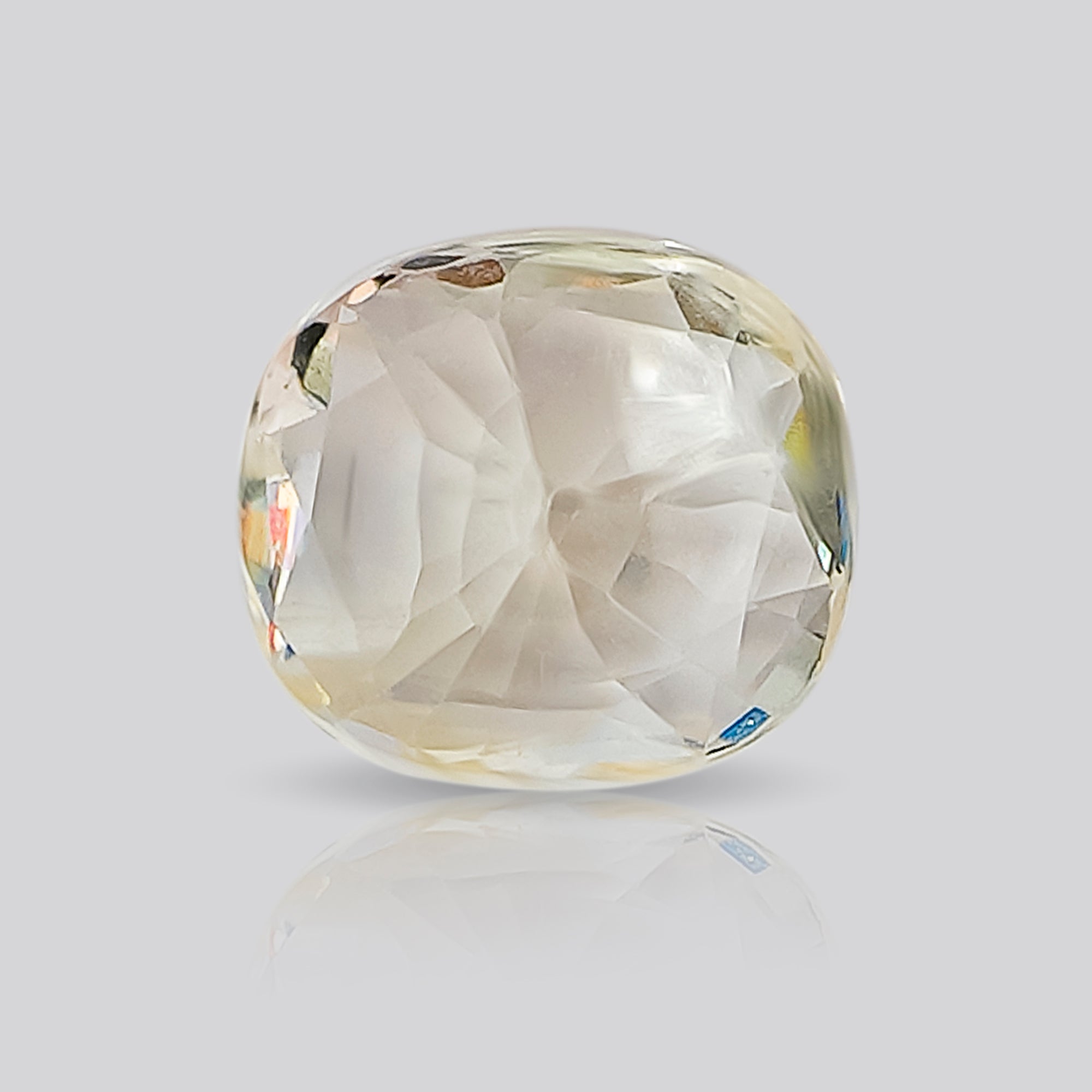 White Sapphire (4.63 ratti)