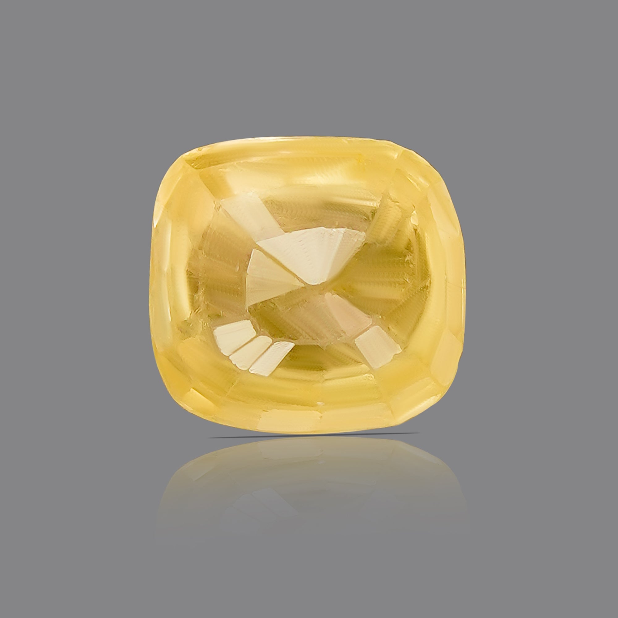 Pukhraj - Yellow Sapphire ( 5.49 Ratti)