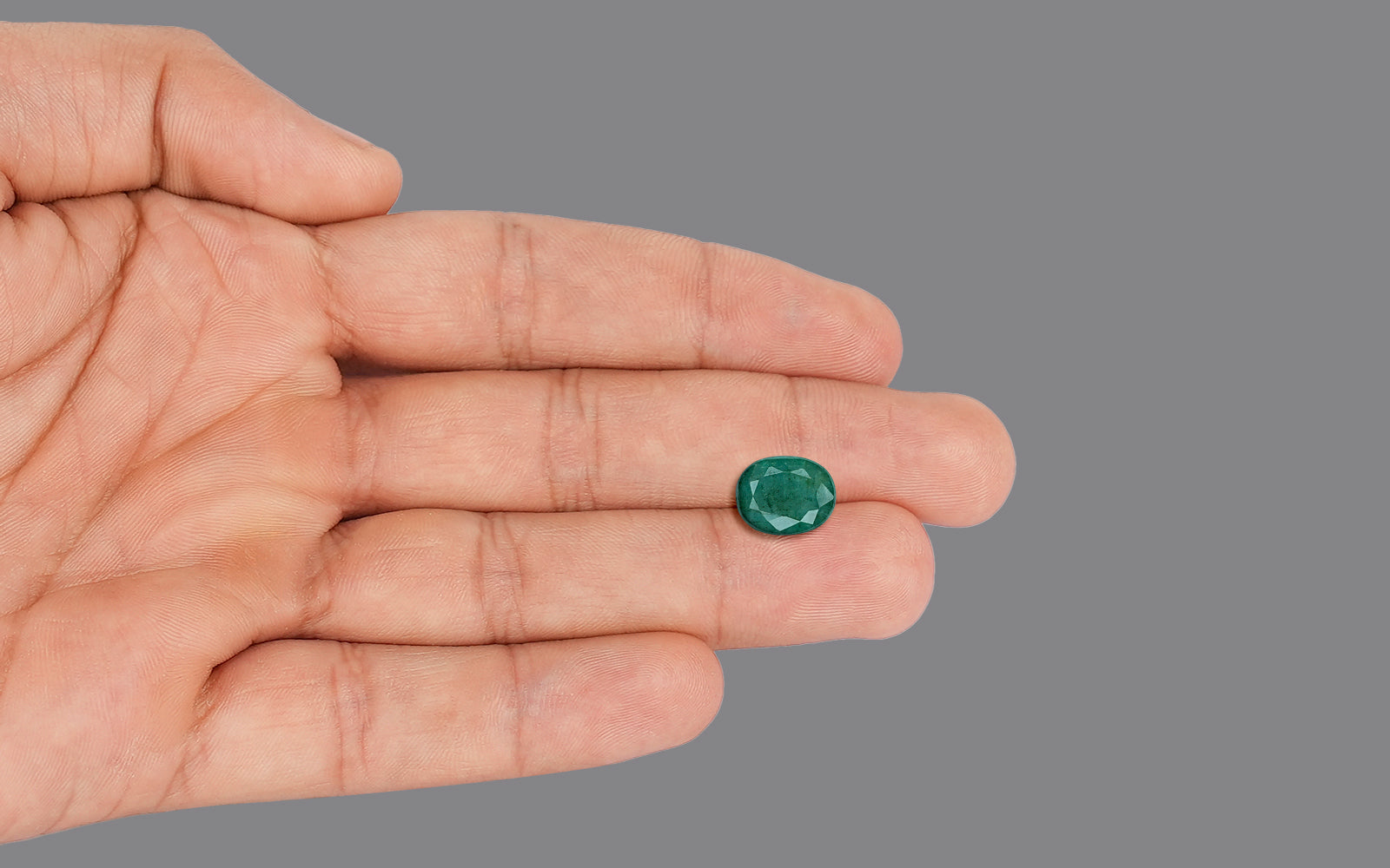 Emerald (4.54 Carats)