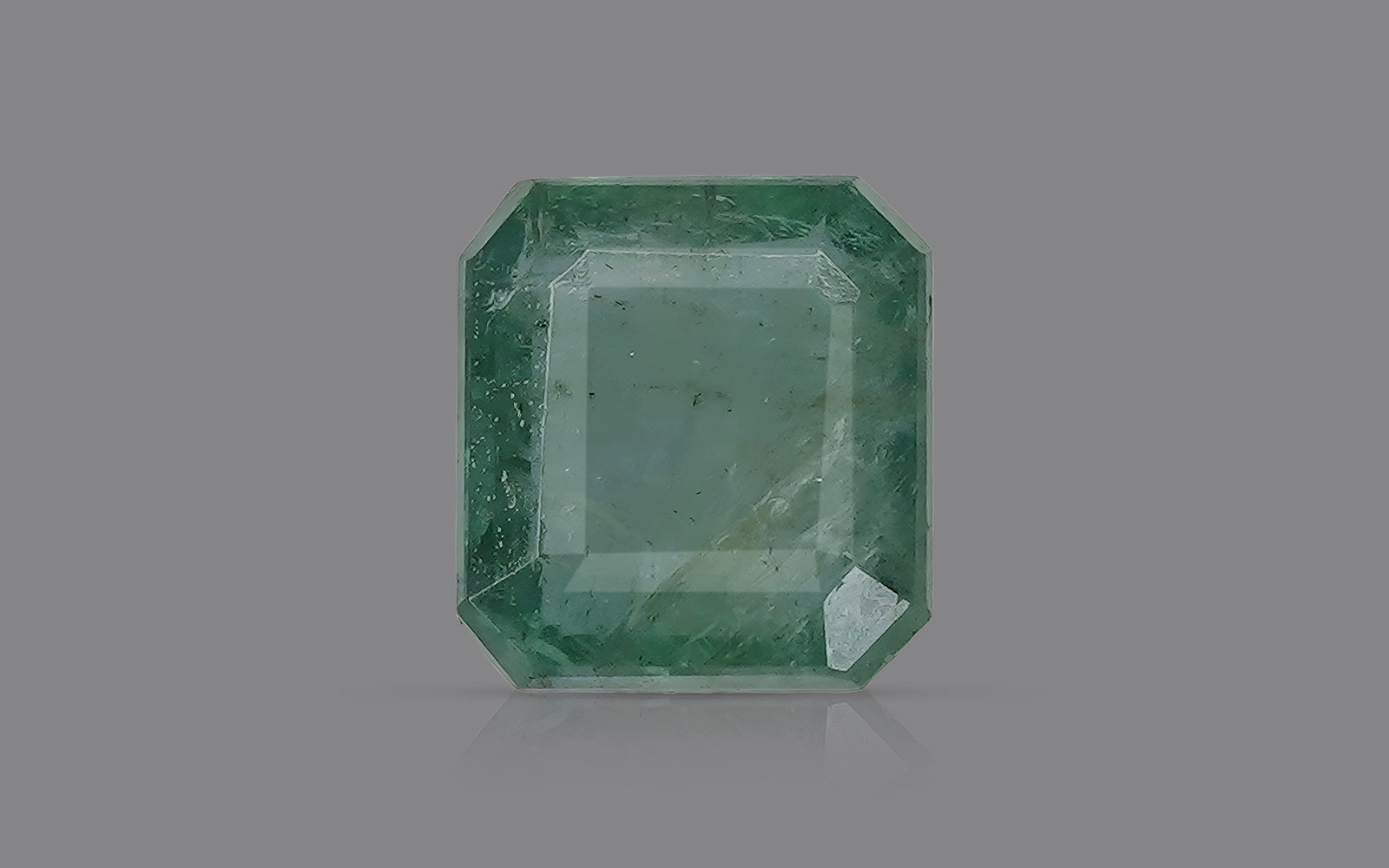 Emerald (4.33 Carats)