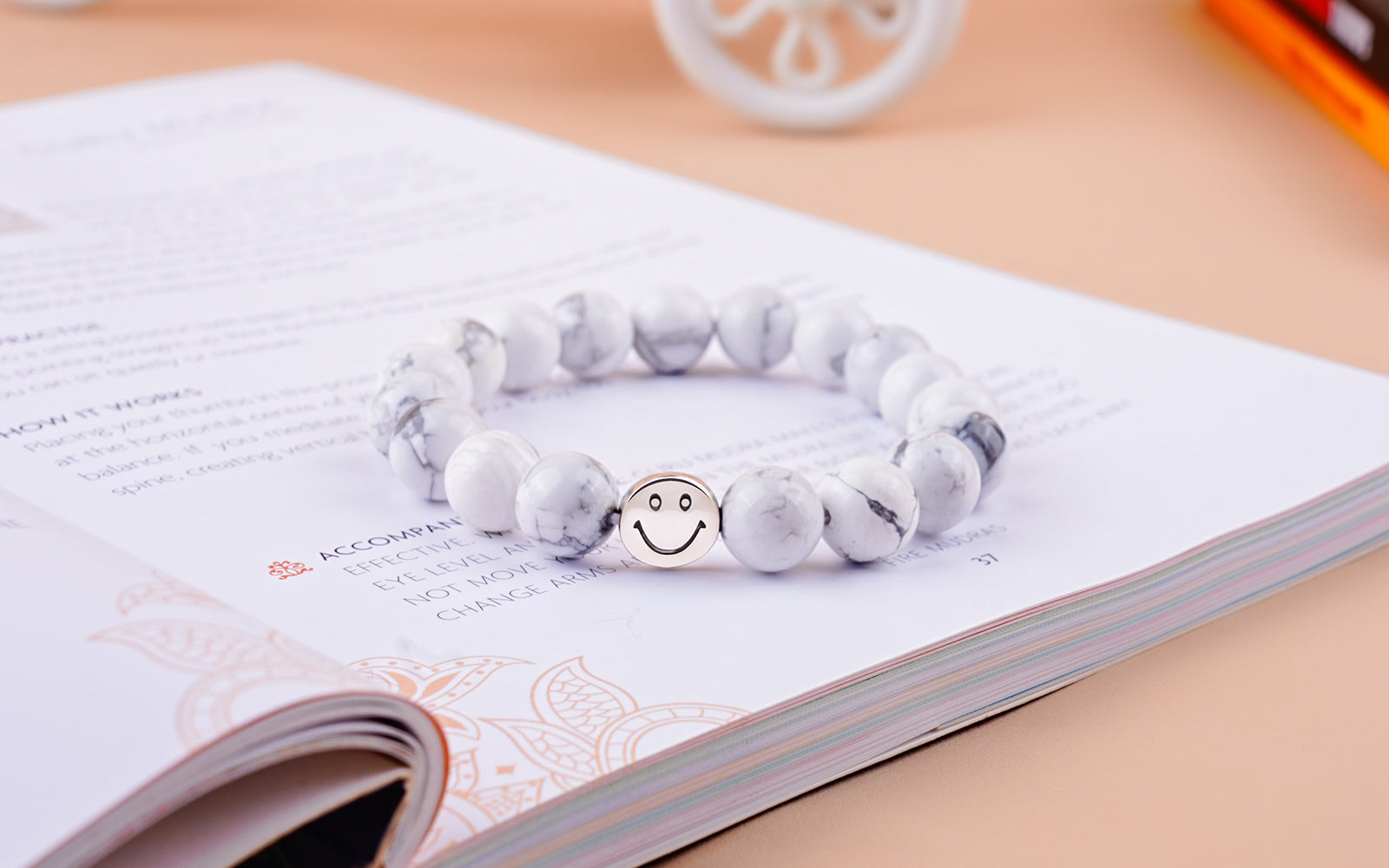 Smile Bracelet - Howlite