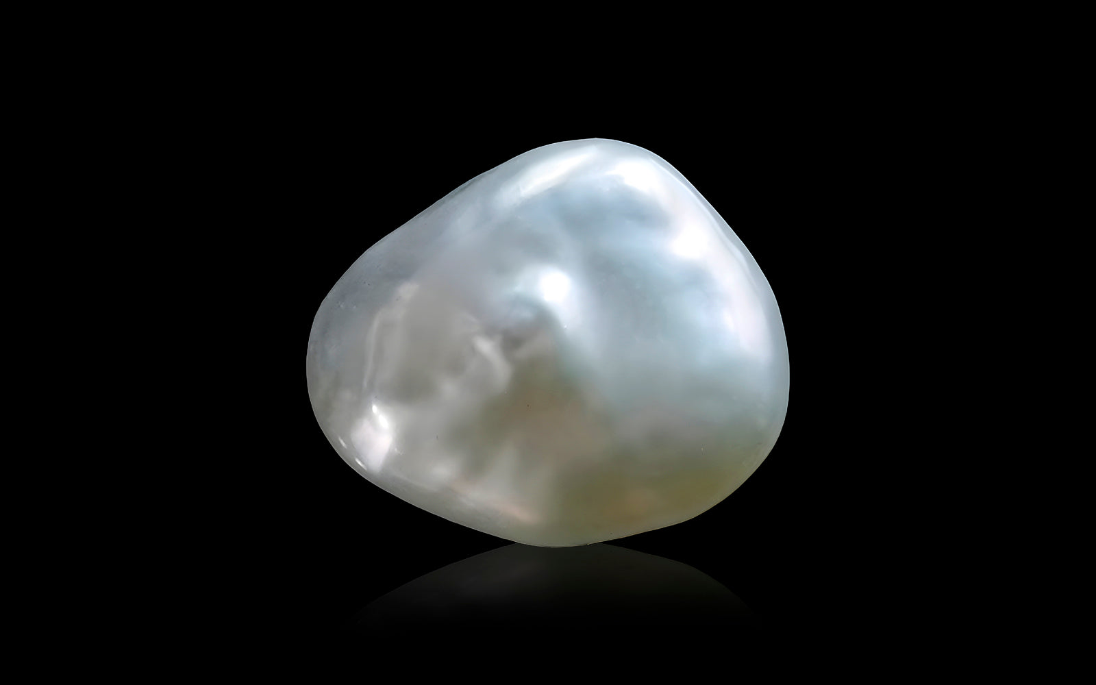 Keshi Pearl (3.8 Carats)