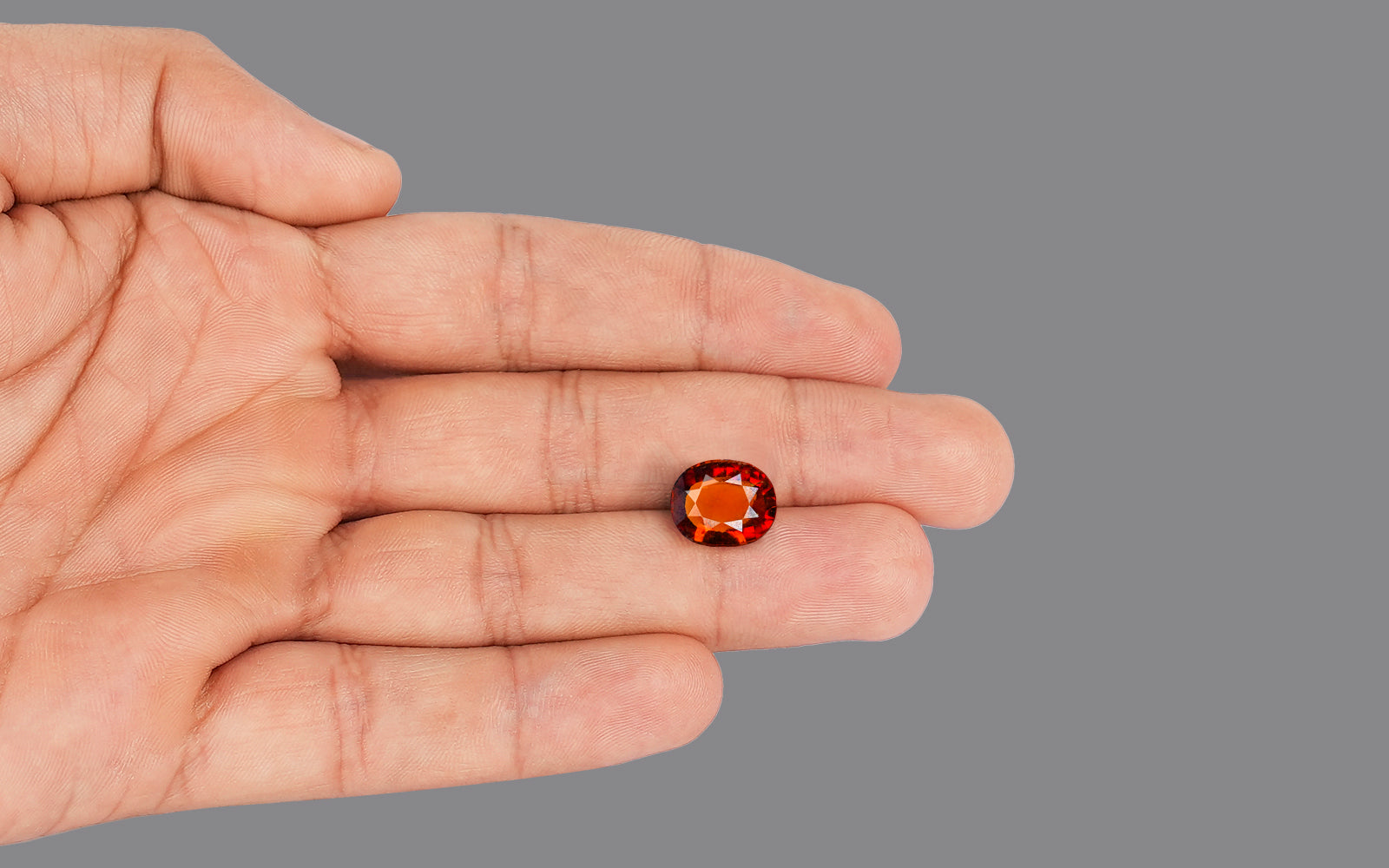 Hessonite - Gomedhikam - Premium (5.83 Carats)