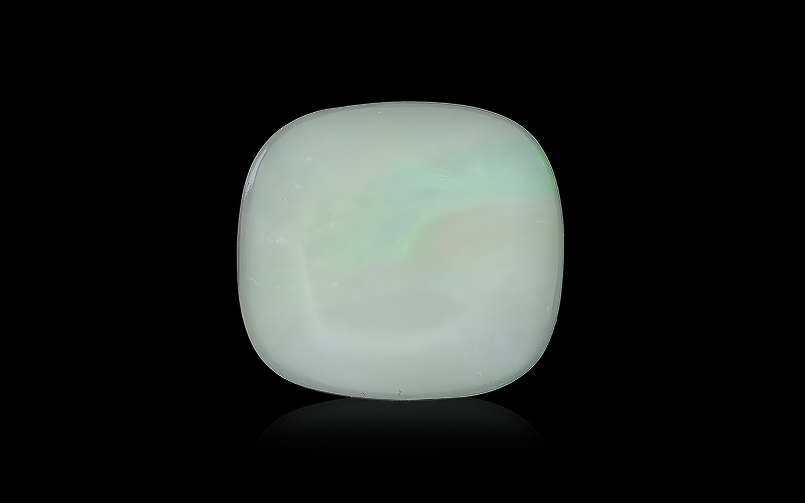 Opal (8.41 Carats)