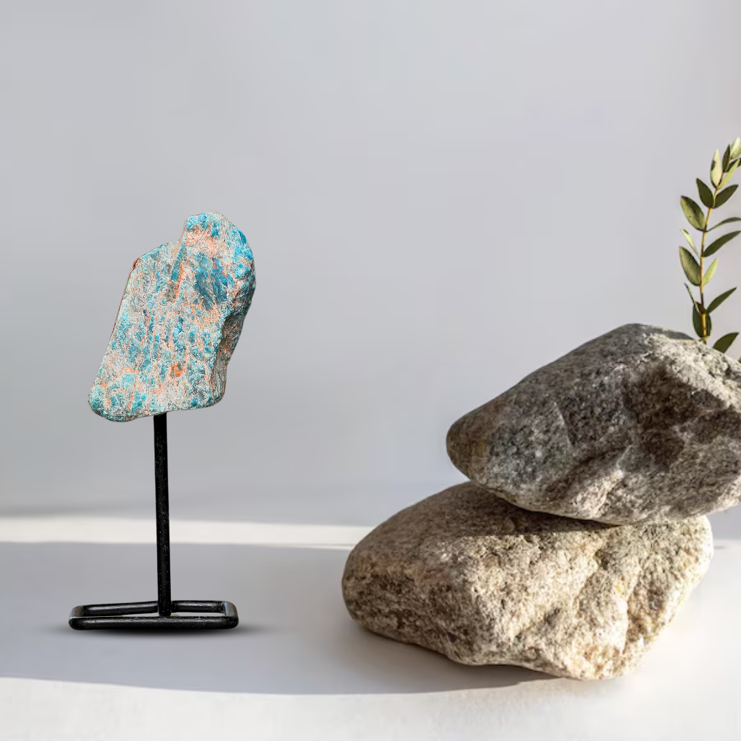Apatite Raw Stone Stand – for Vastu