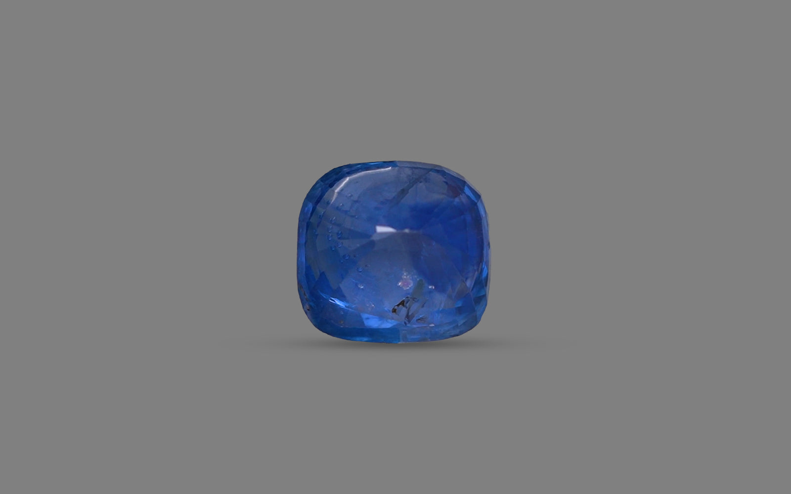 Blue Sapphire - 5.03 Carats