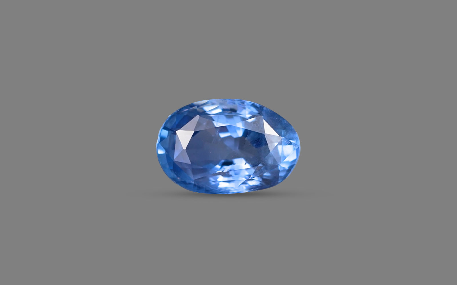 Blue Sapphire - 4.76 Carats