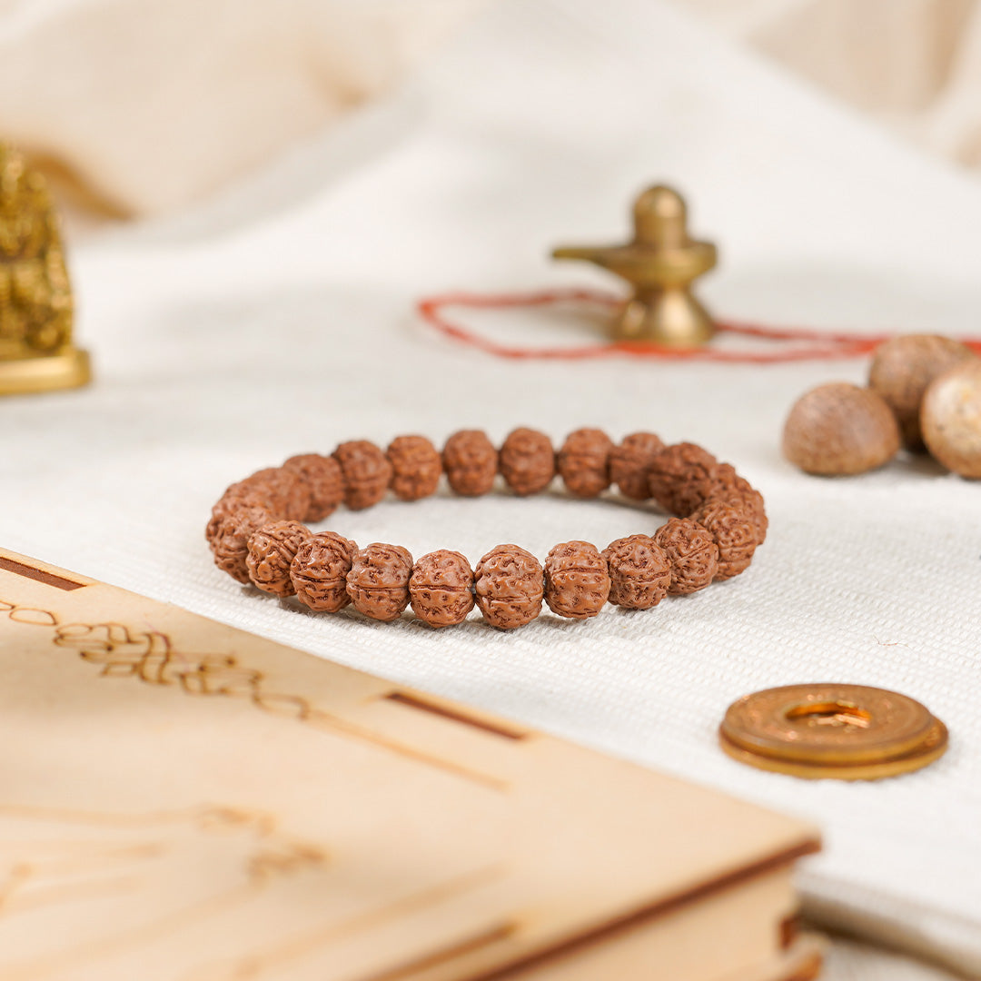 7 Mukhi Rudraksha Beaded Bracelet – Adjustable Fit