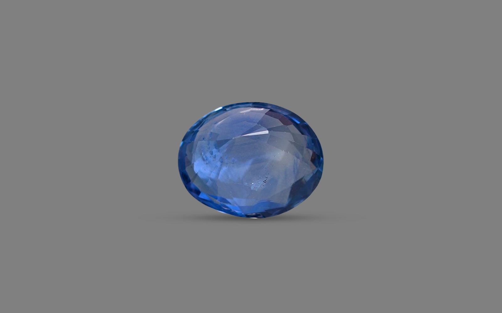 Blue Sapphire - 4.18 Carats
