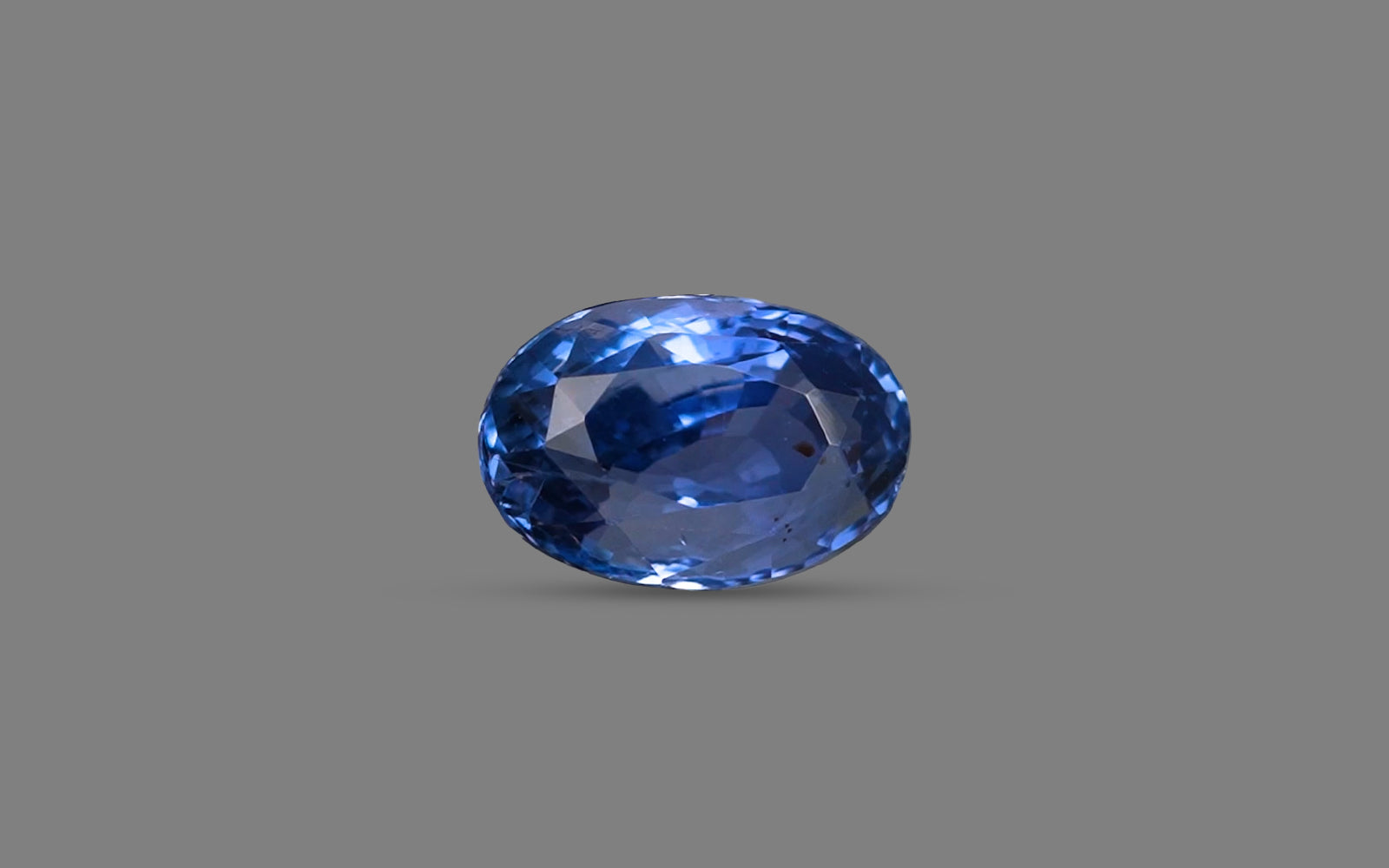 Blue Sapphire - 4.51 Carats