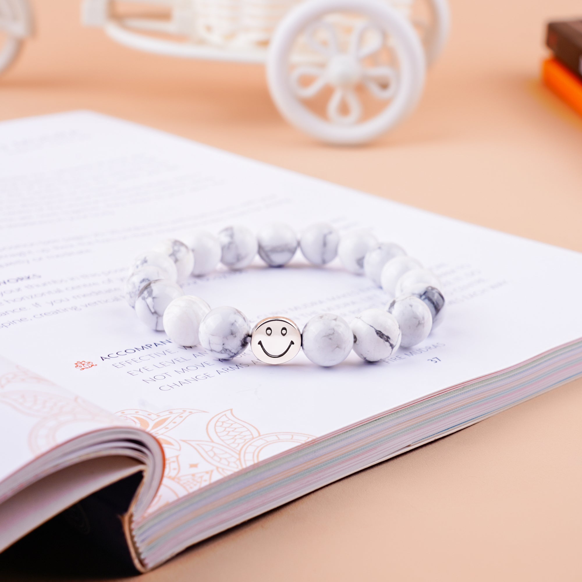 Smile Bracelet - Howlite