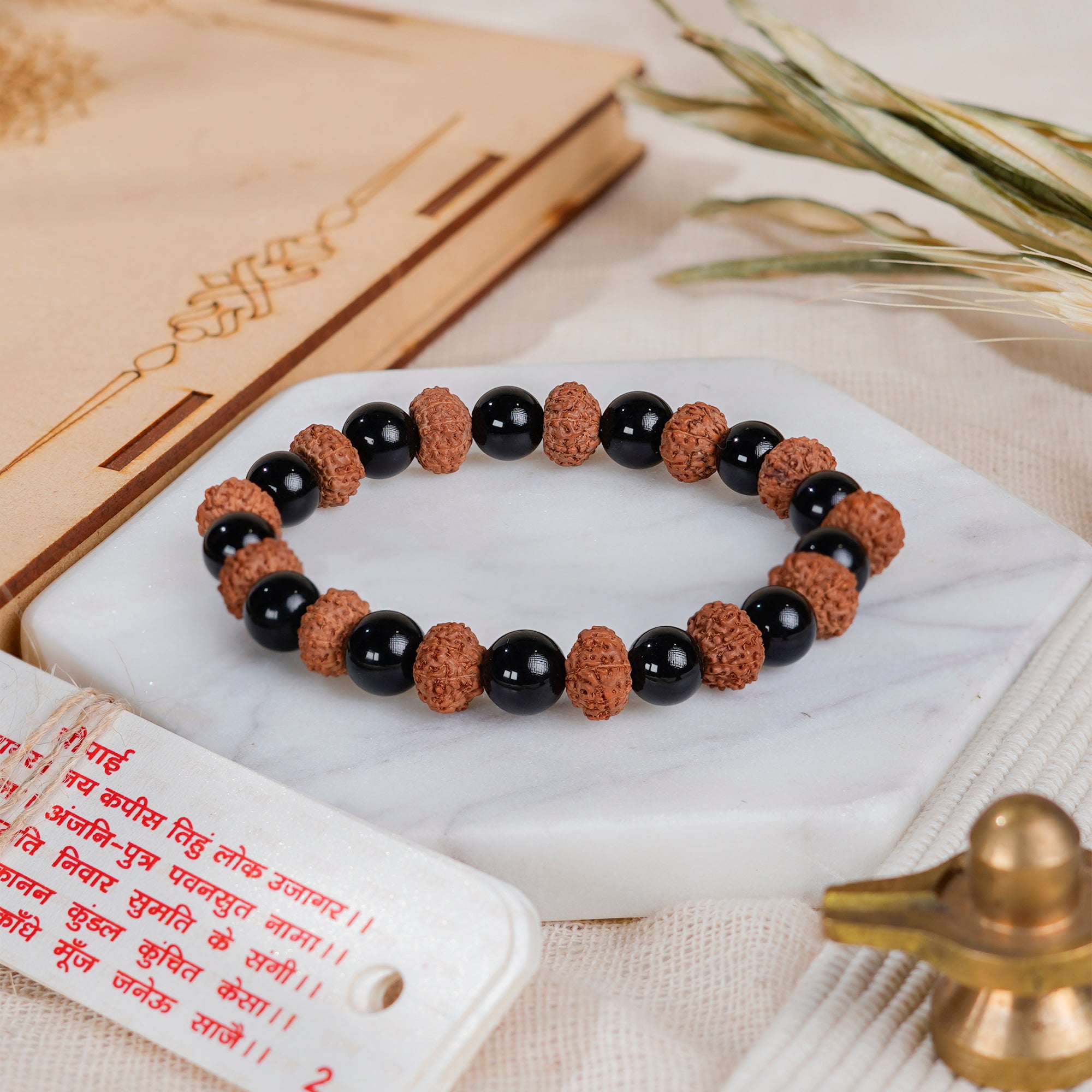 Capricorn (मकर राशि) Bracelet – Black Onyx & 7 Mukhi Rudraksha