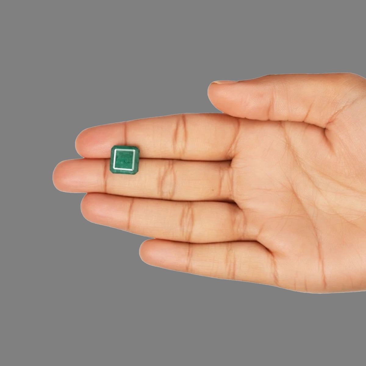 Emerald (8.23 Carats)
