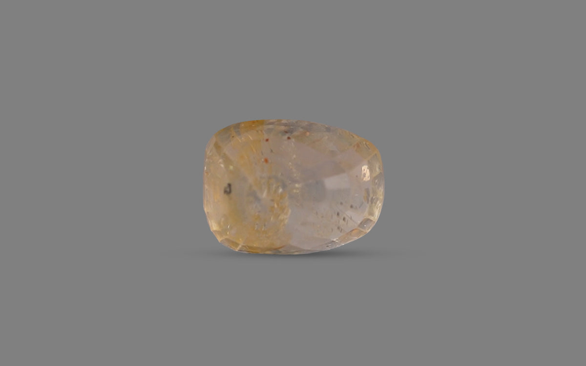Yellow Sapphire (Pukhraj) – 4.94 Carat / 5.48 Ratti