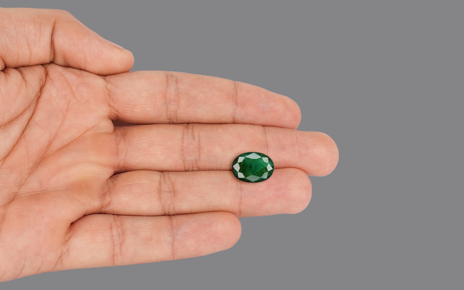 Emerald - 3.56 Carats