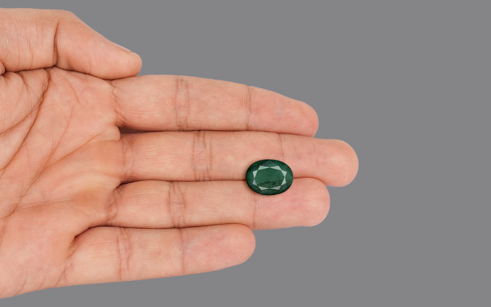 Emerald - 3.23 Carats