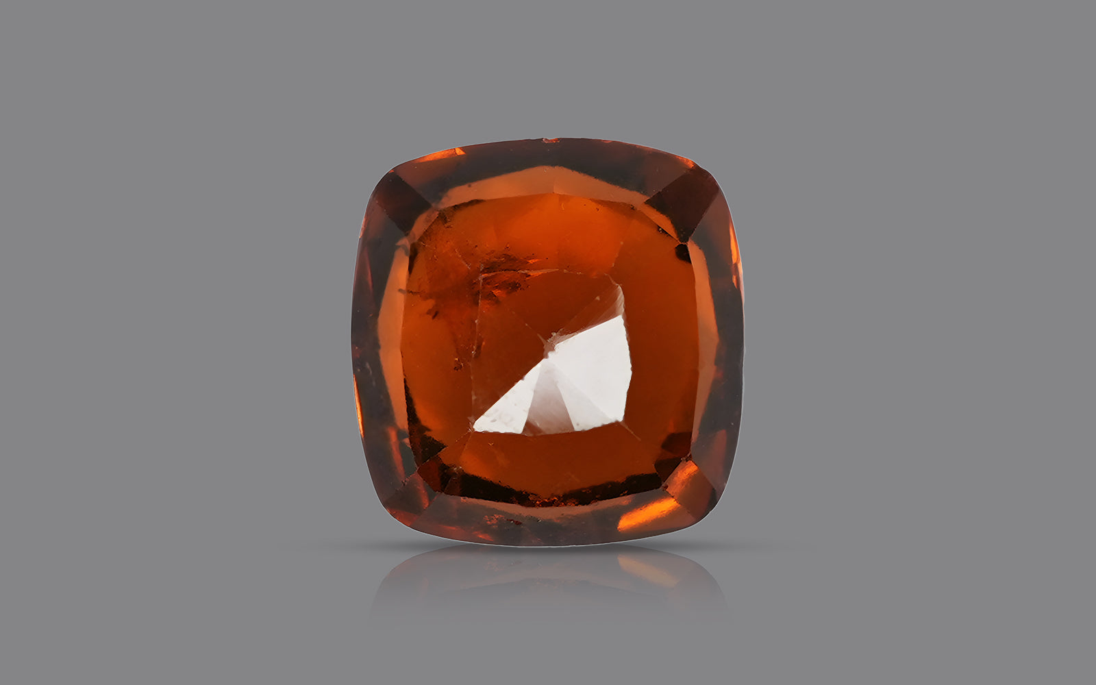 Hessonite - 7.76 Carats