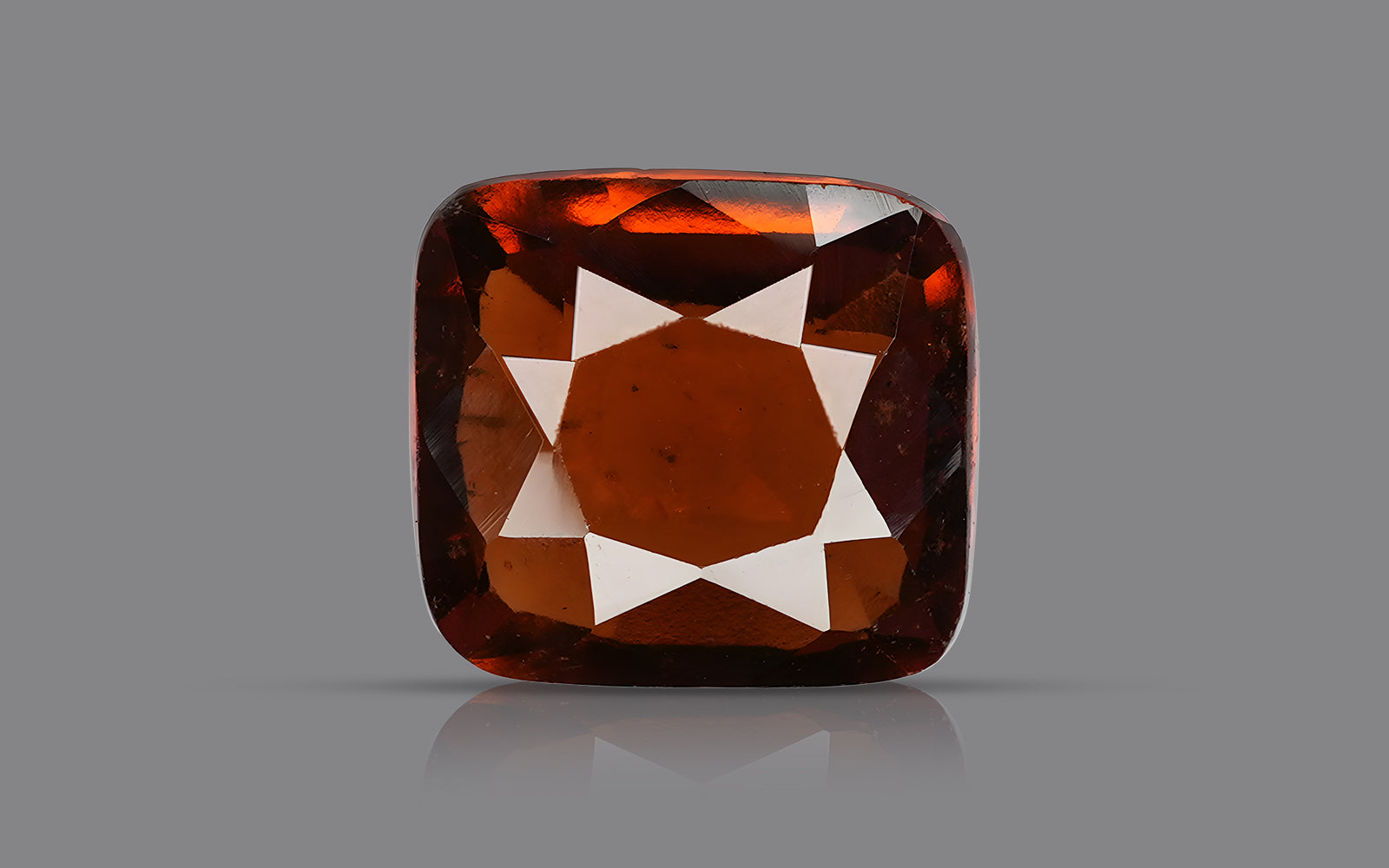 Hessonite - 6.55 Carats