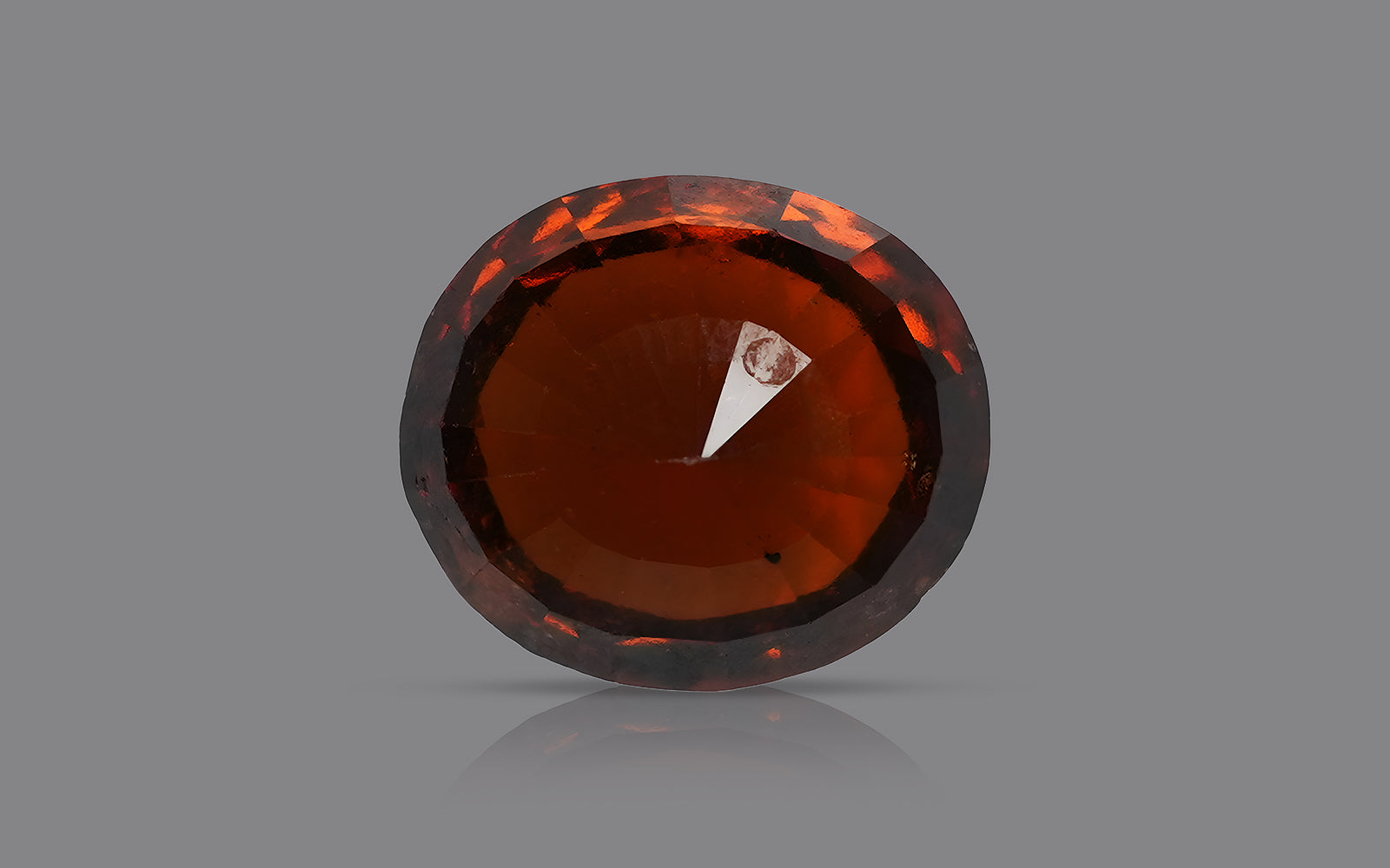 Hessonite - 7.76 Carats