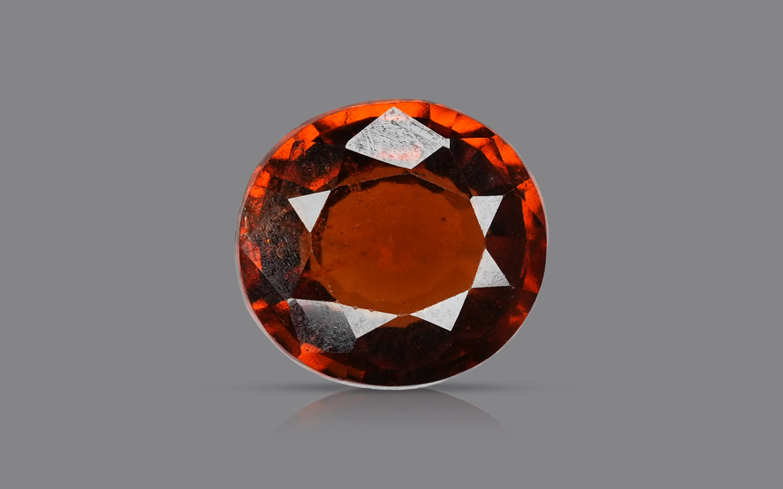 Hessonite - 7.61 Carats