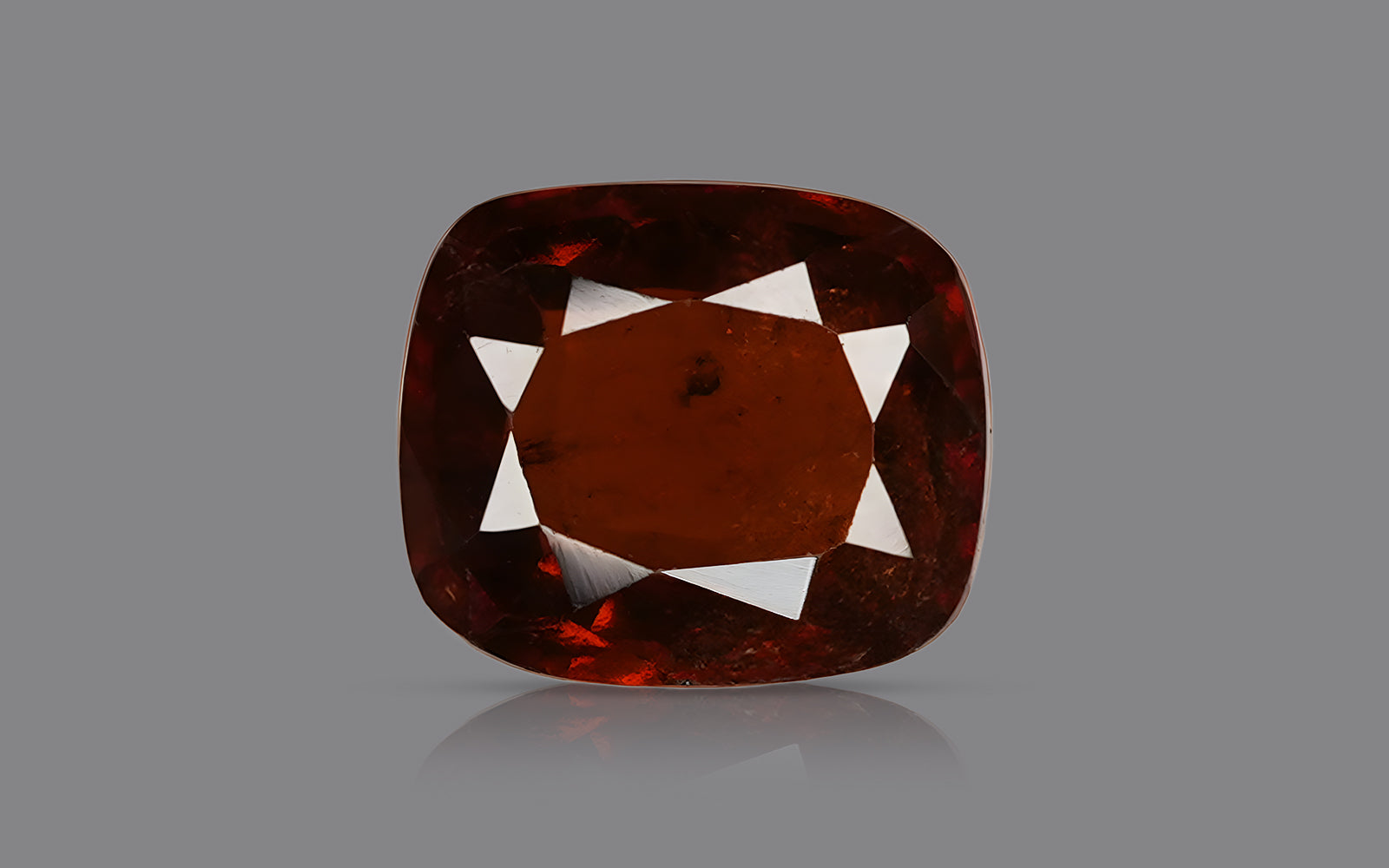 Hessonite - 7.67 Carats