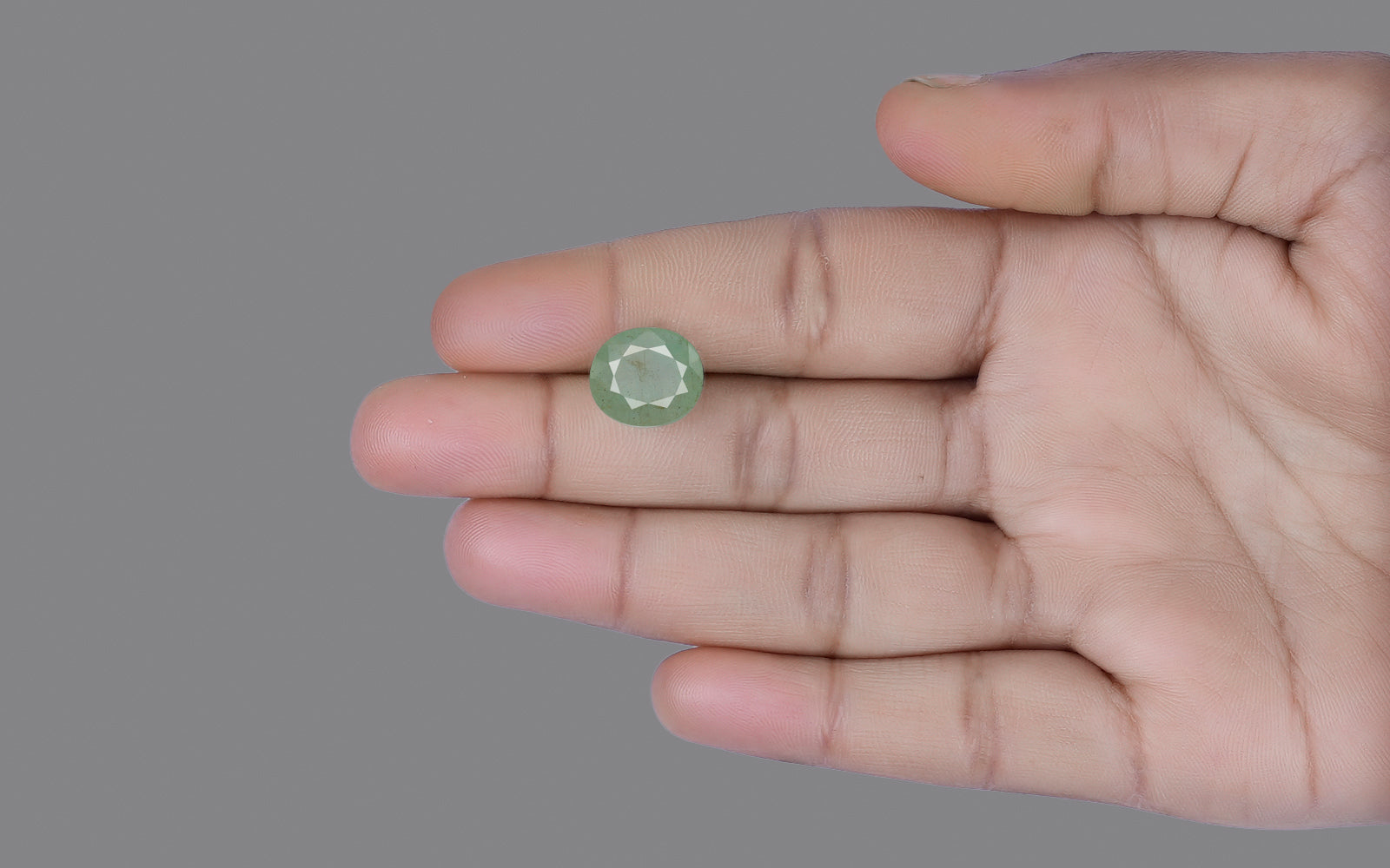 Emerald - 7.73 Carats