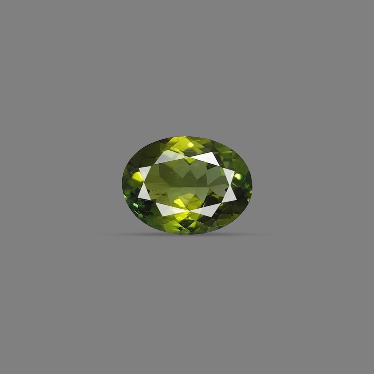 Green Tourmaline – 3.52 Carat / 3.9 Ratti [GM01147]