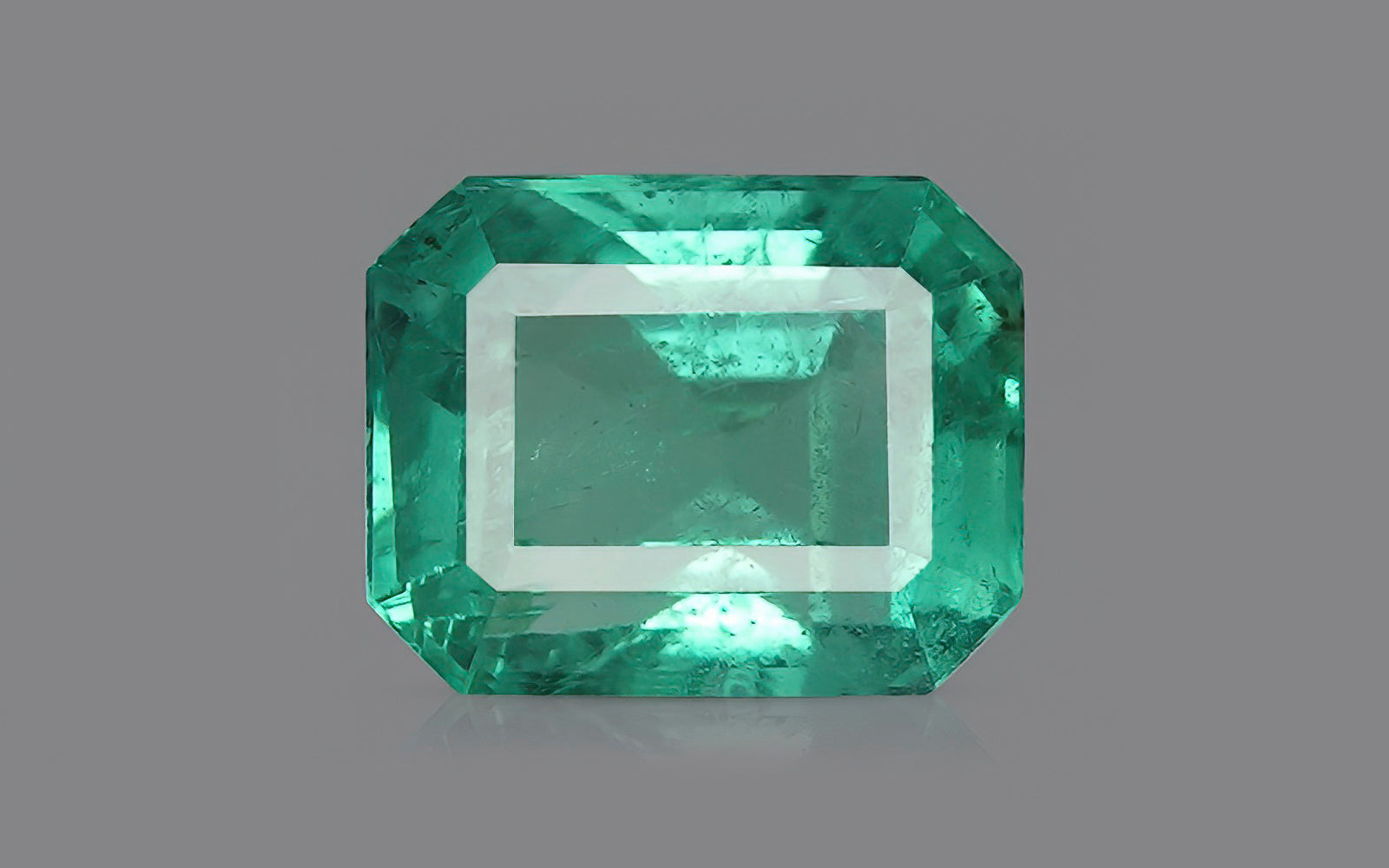 Emerald - 3.85 Carats