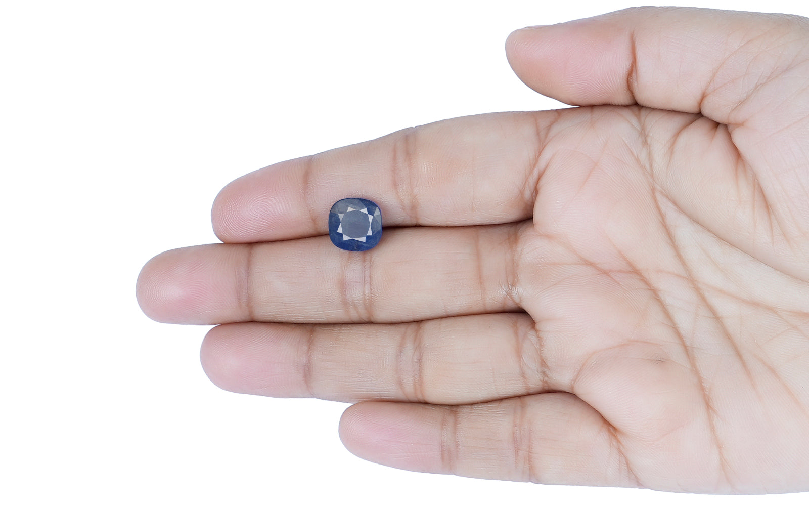 Blue Sapphire - 3.91 Carats