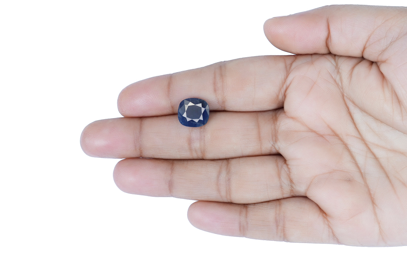 Blue Sapphire - 4.89 Carats