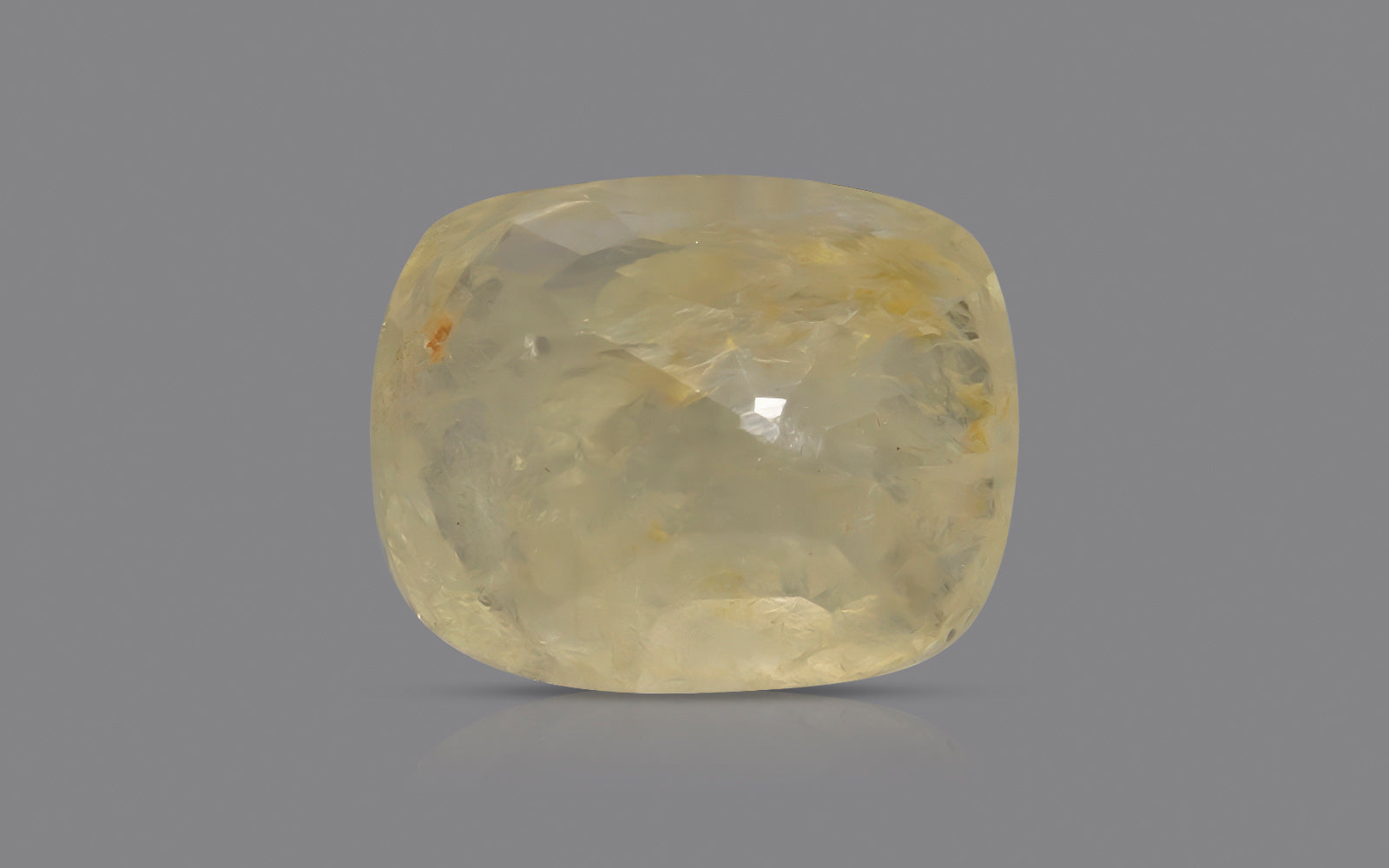 Yellow Sapphire - 4.34 Carats