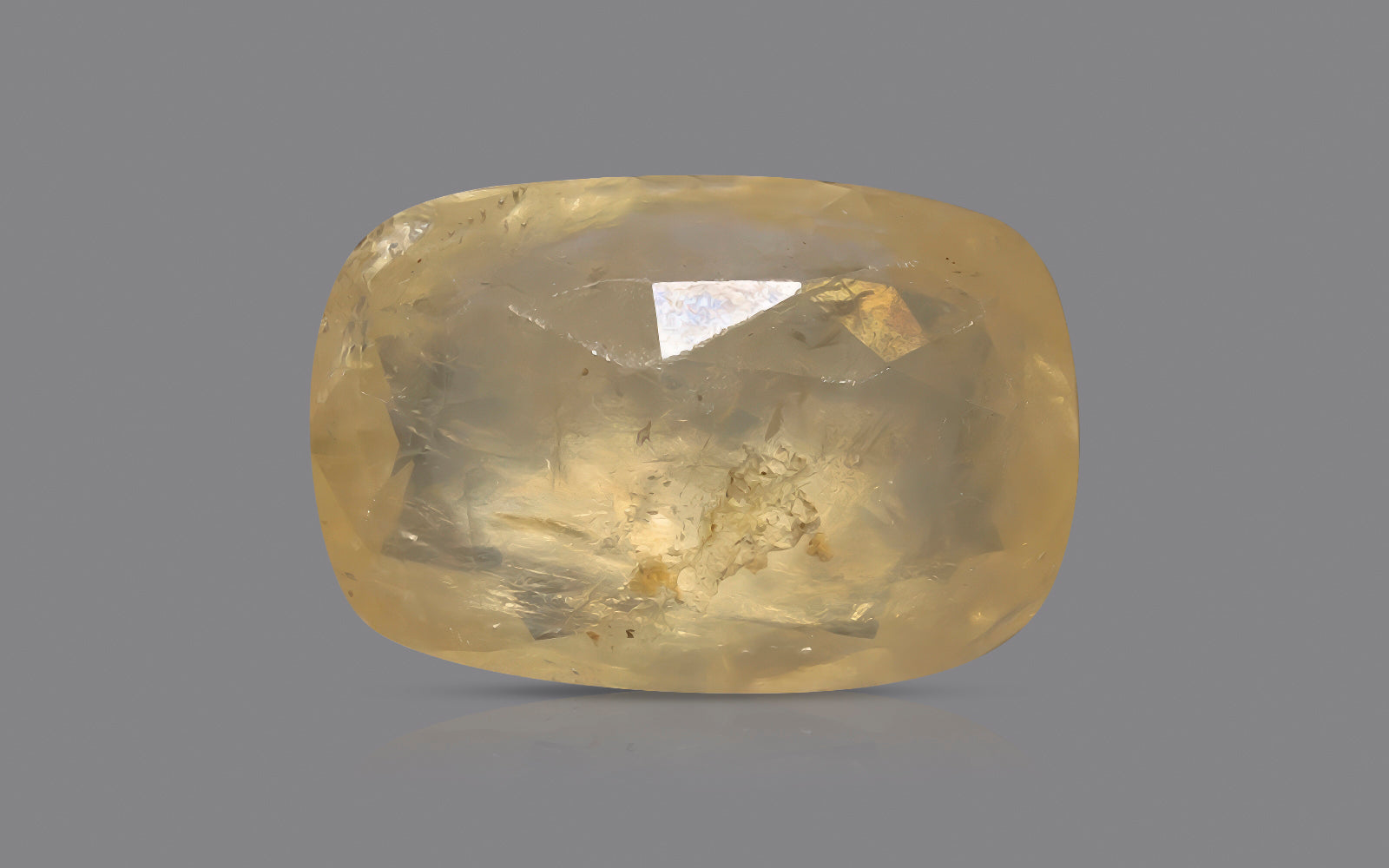 Yellow Sapphire - 3.7 Carats