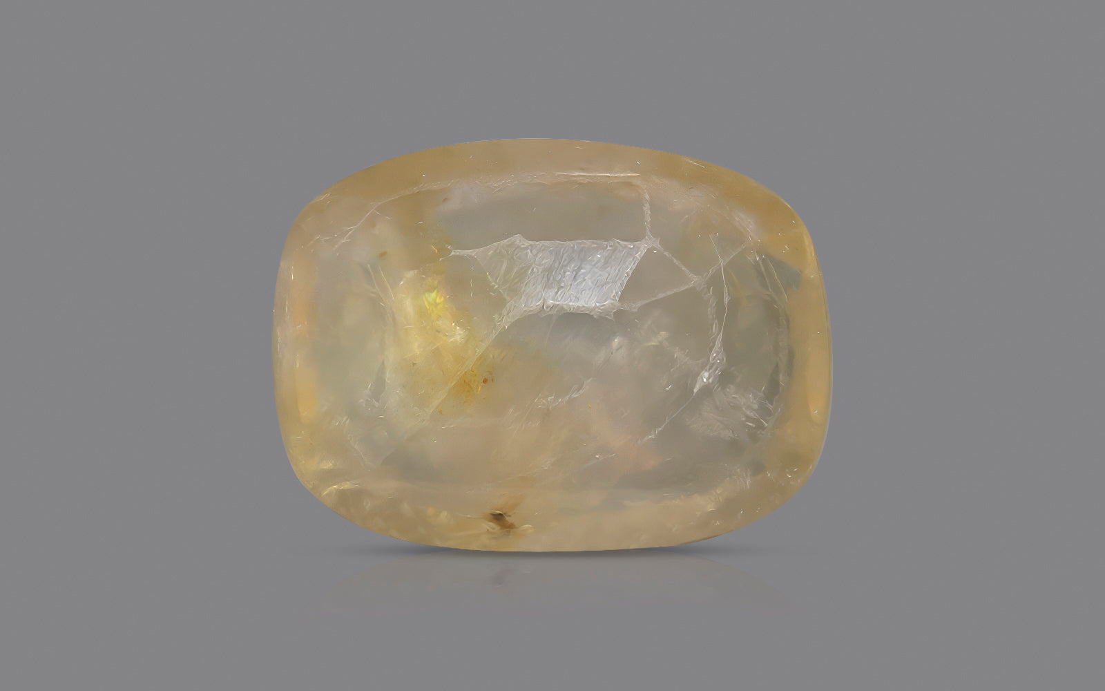 Yellow Sapphire - 4.43 Carats