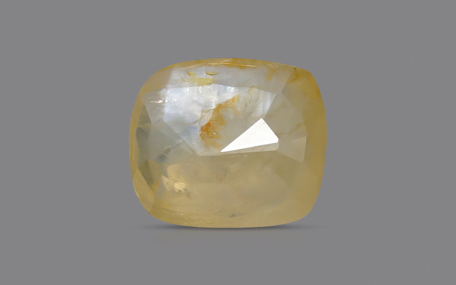 Yellow Sapphire - 5.47 Carats