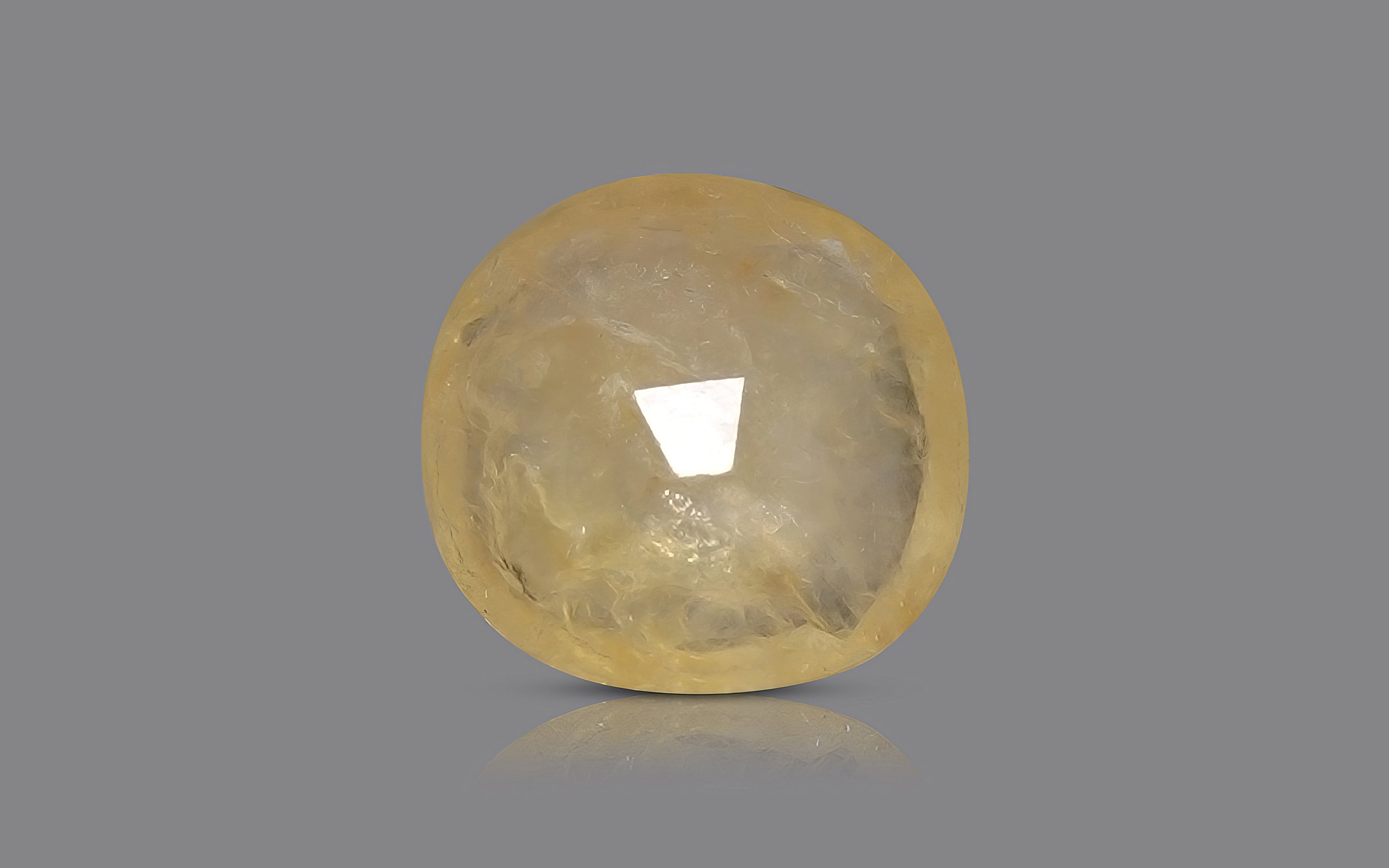 Yellow Sapphire - 3.86 Carats