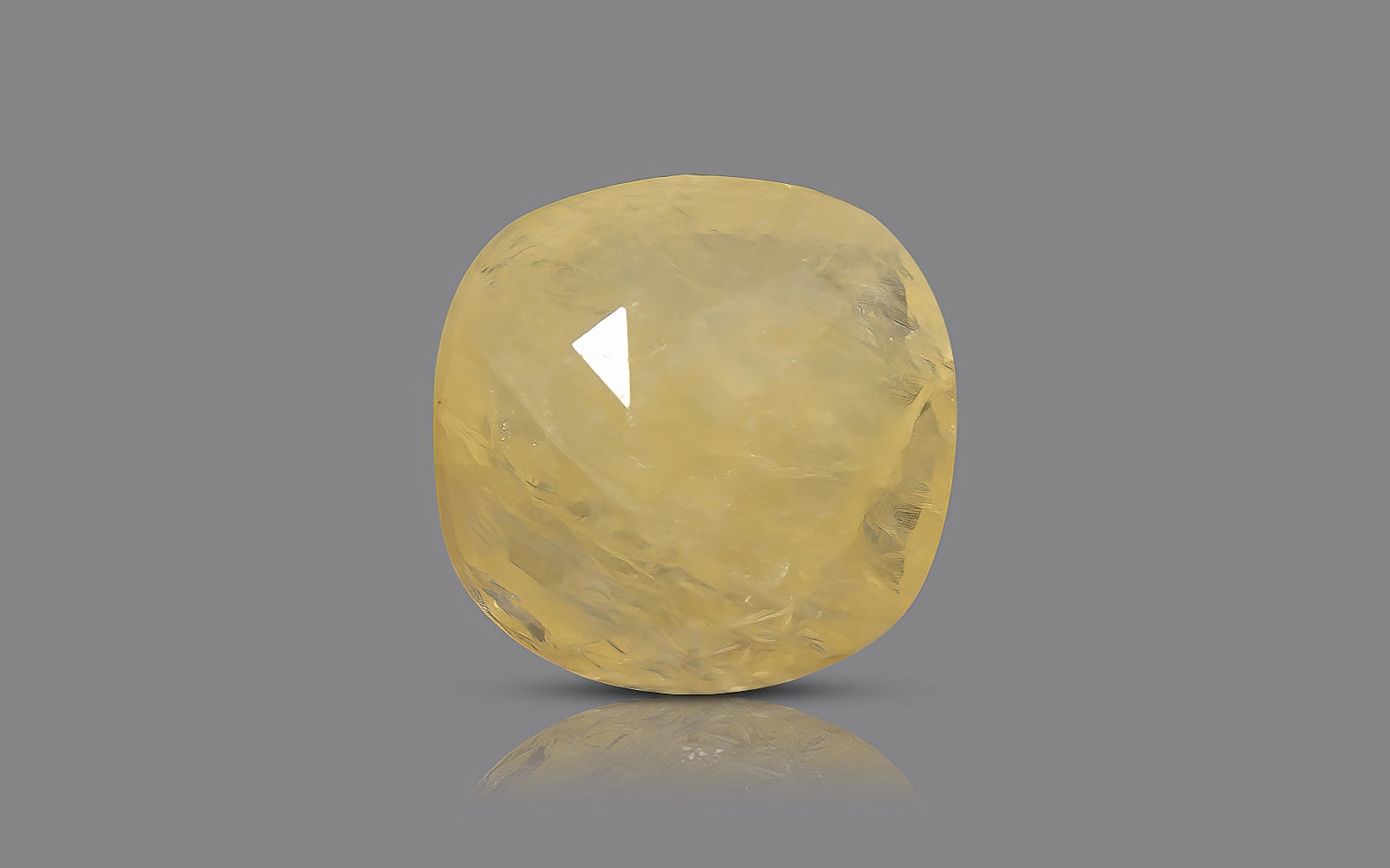 Yellow Sapphire - 4.29 Carats