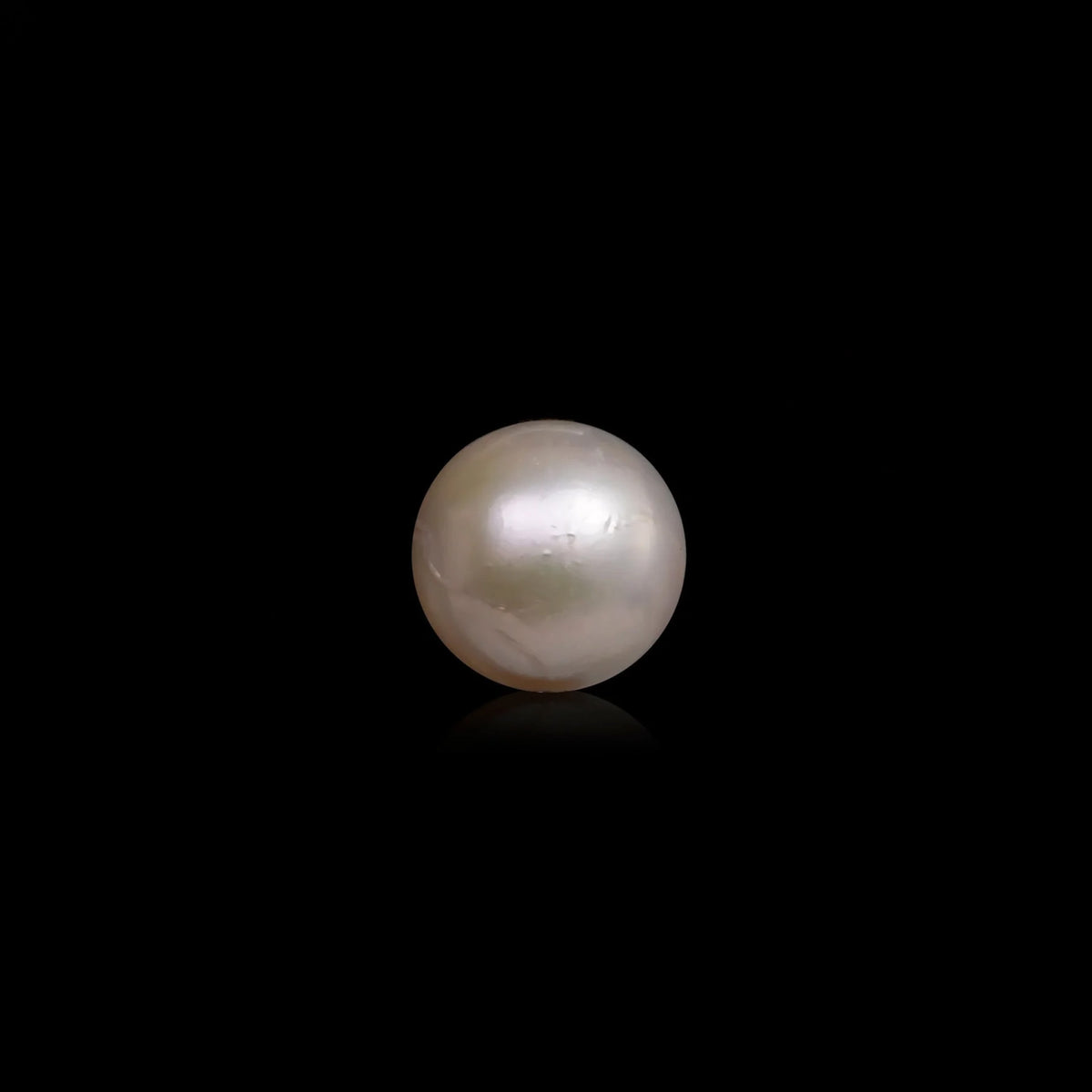 South Sea Pearl - 9.6 Carats