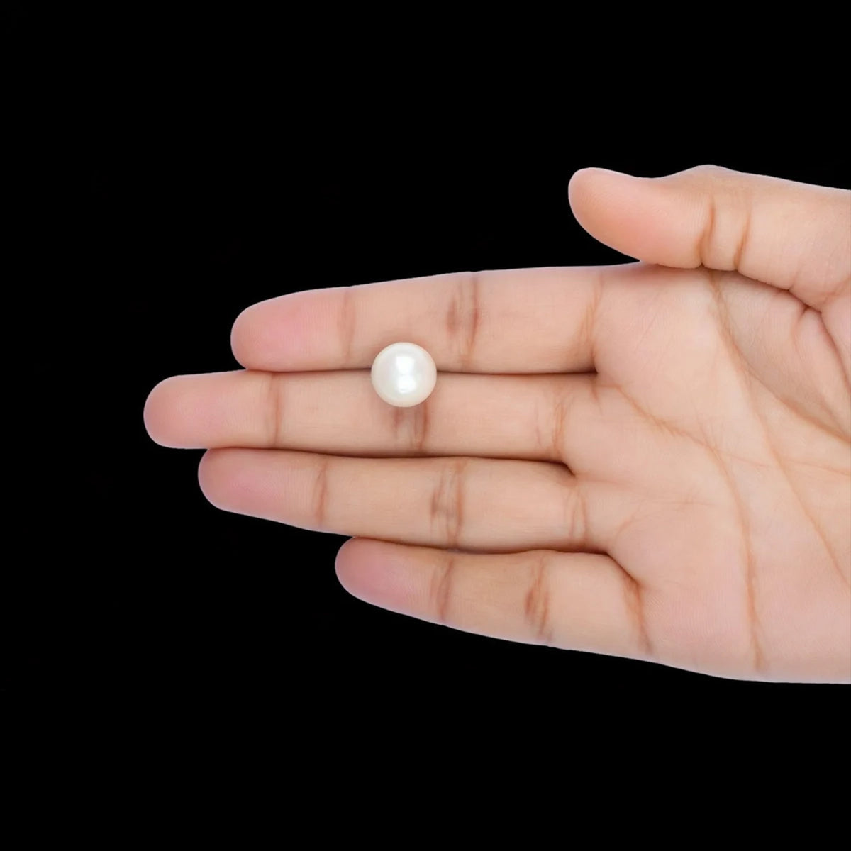 South Sea Pearl - 10.1 Carats