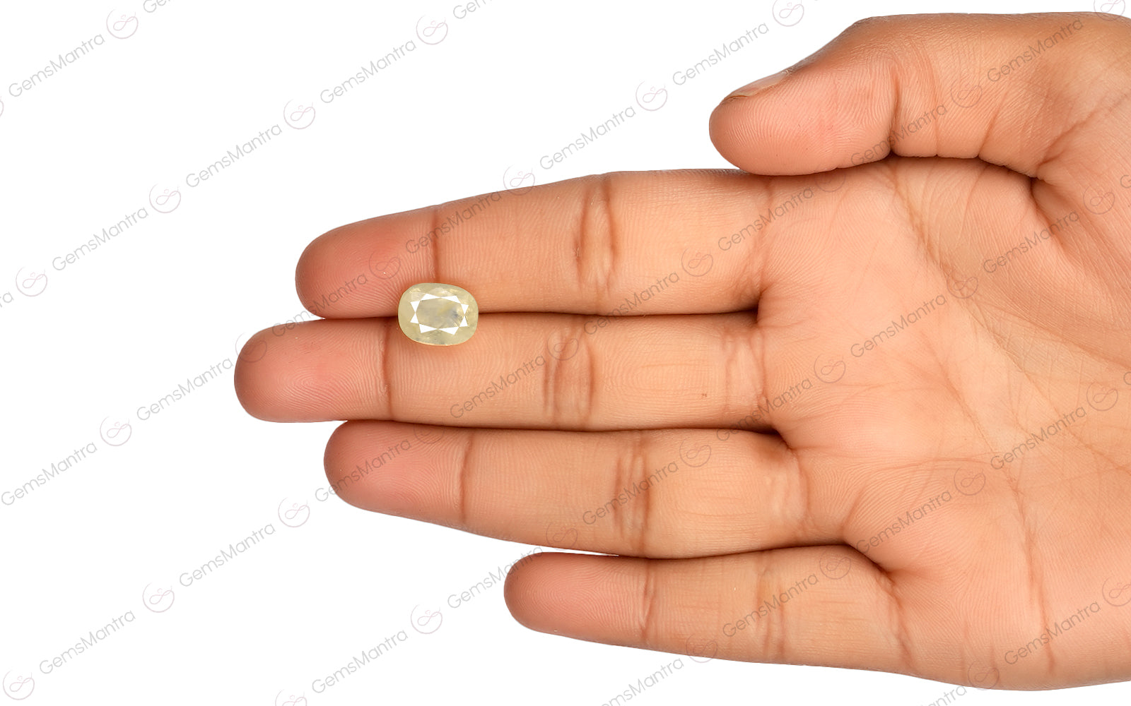 Yellow Sapphire - 5.77 Carats