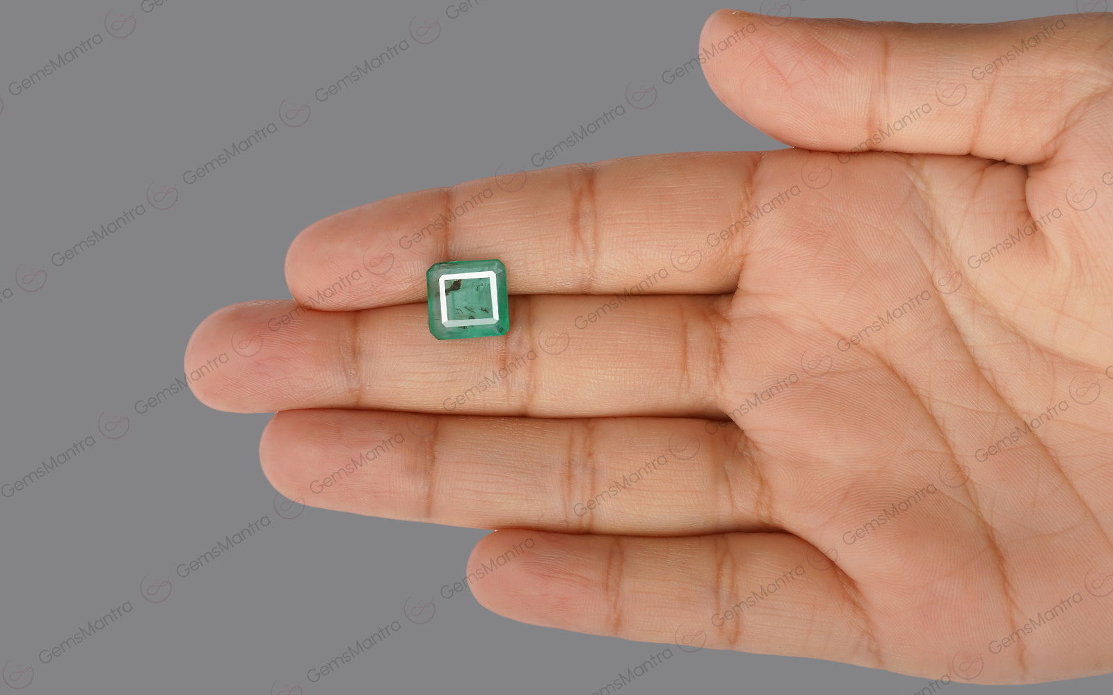 Emerald - 4.59 Carats