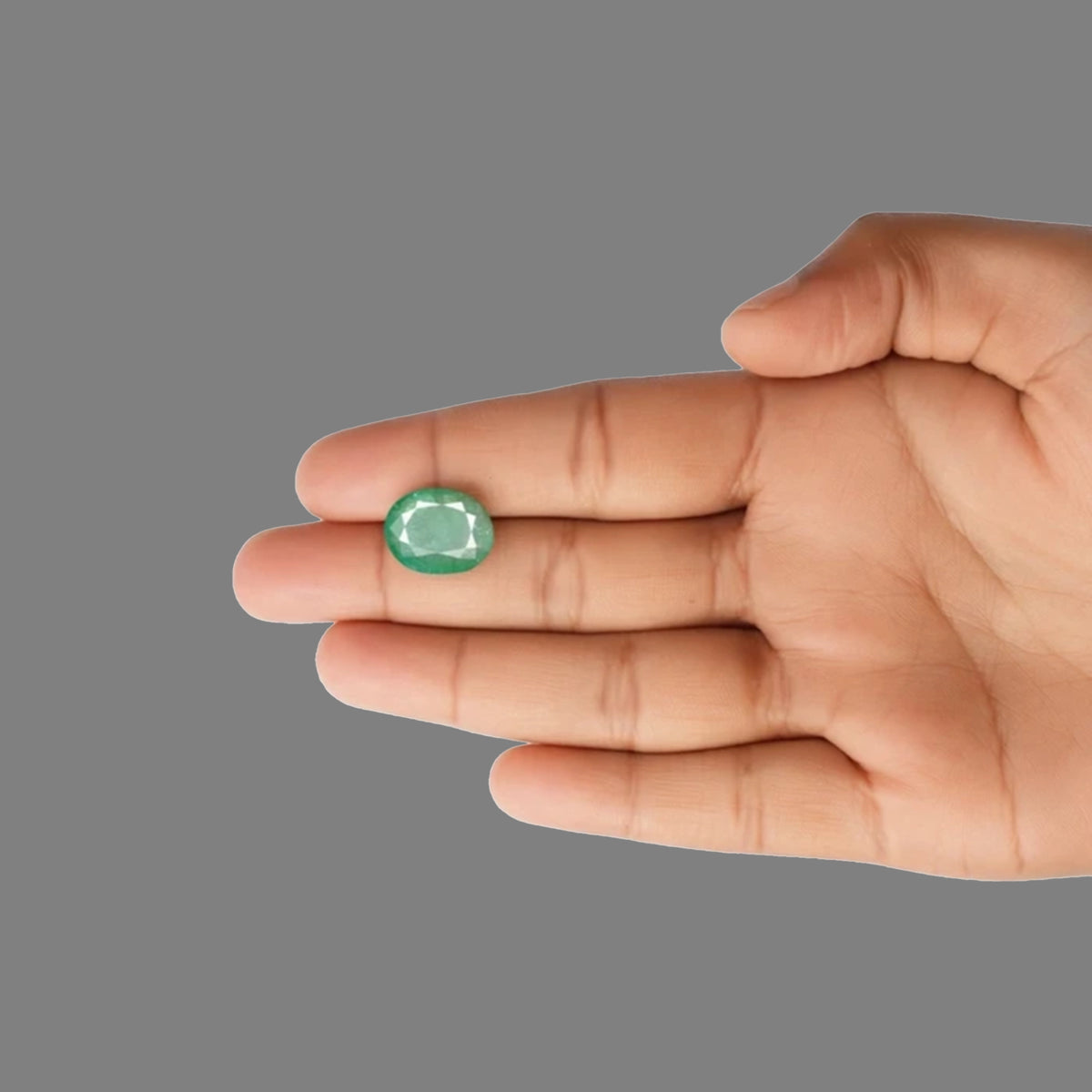 Emerald - 7.76 Carats