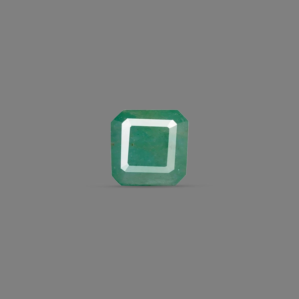 Emerald - 4.41 Carats