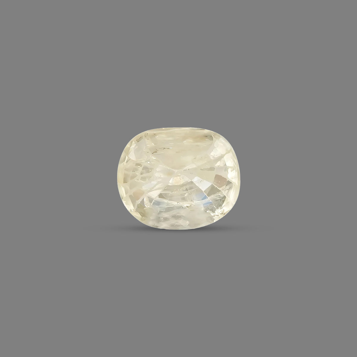 Yellow Sapphire (Pukhraj) – 3.11 Carat / 3.4 Ratti [GM02496]