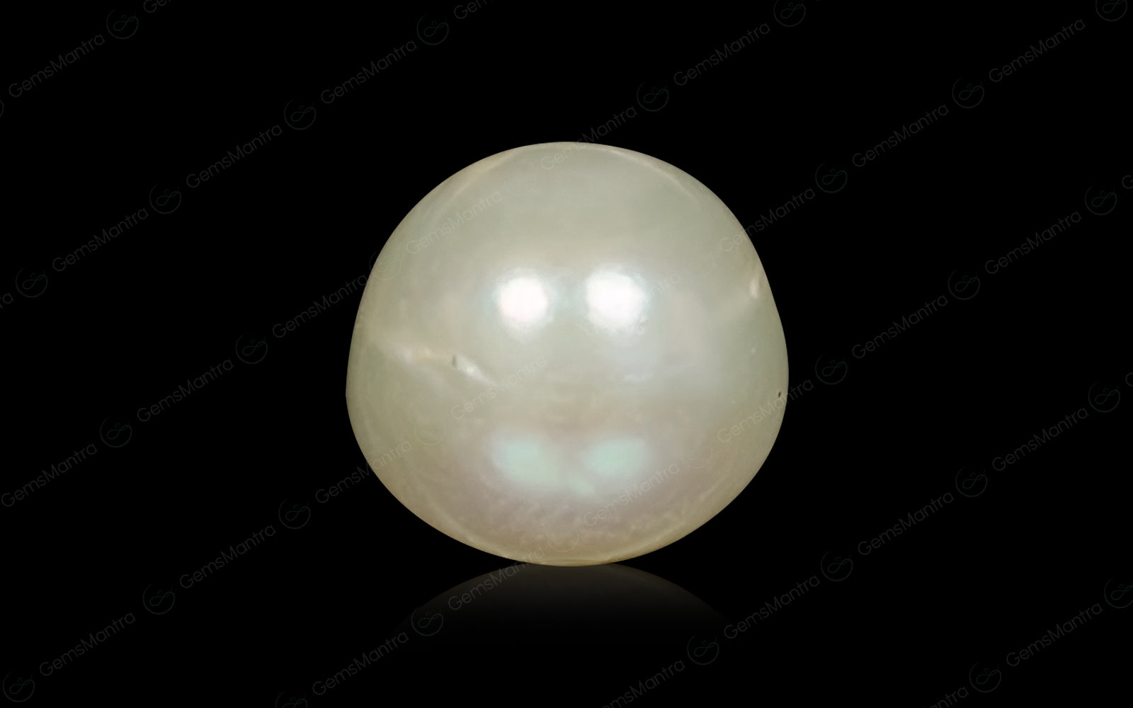 South Sea Pearl - 3.84 Carats