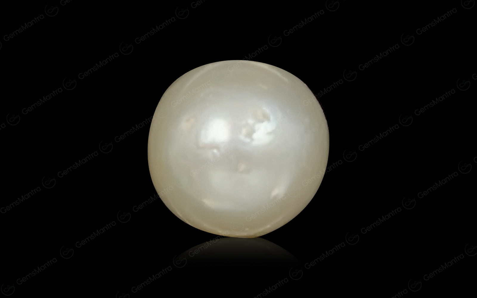 South Sea Pearl - 3.9 Carats