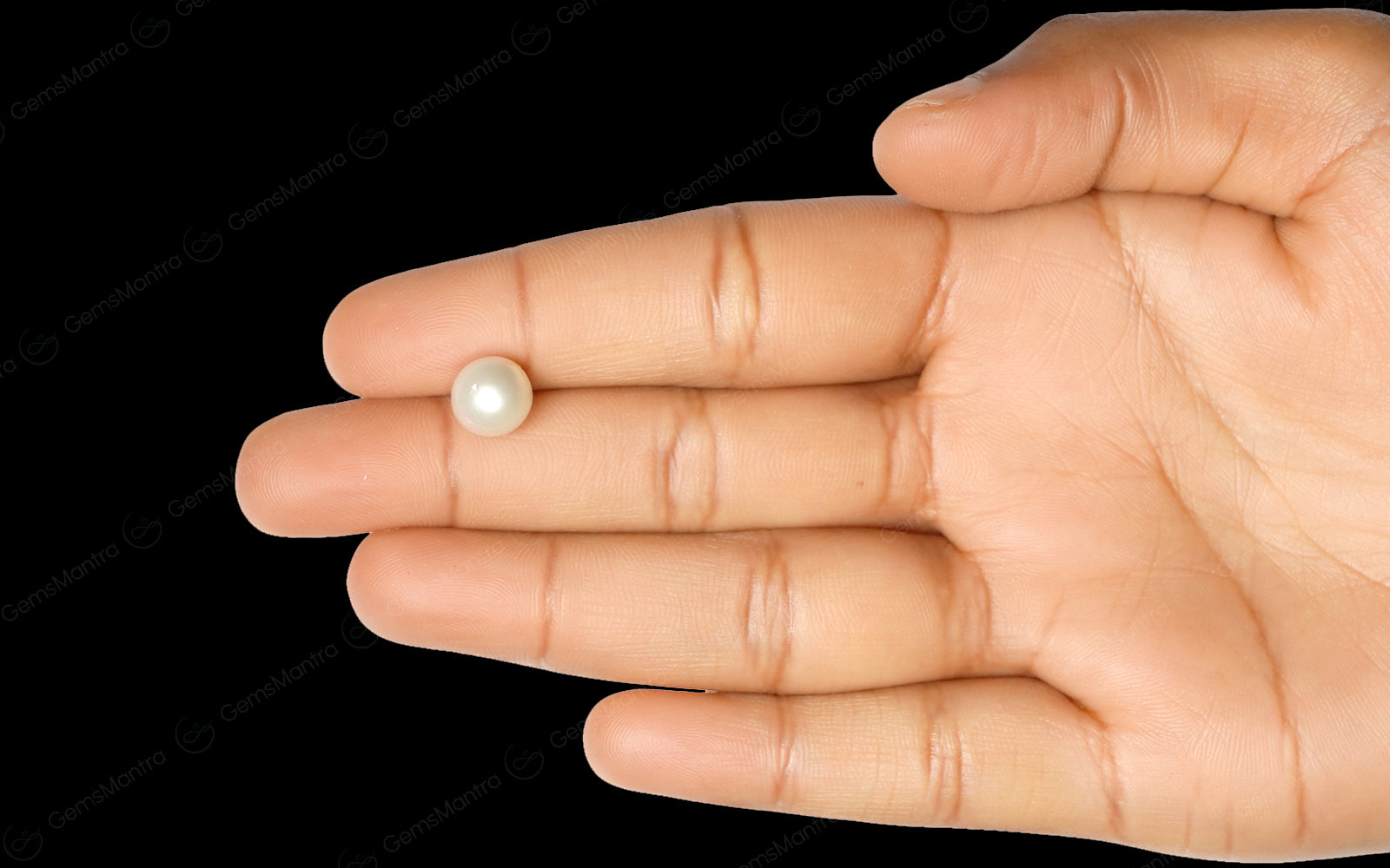 South Sea Pearl - 4.37 Carats