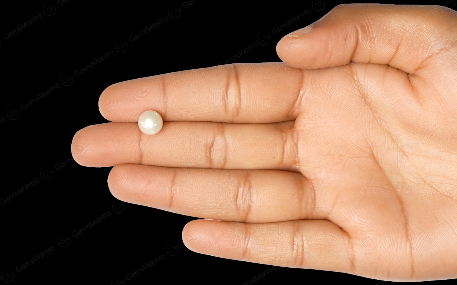 South Sea Pearl - 3.68 Carats