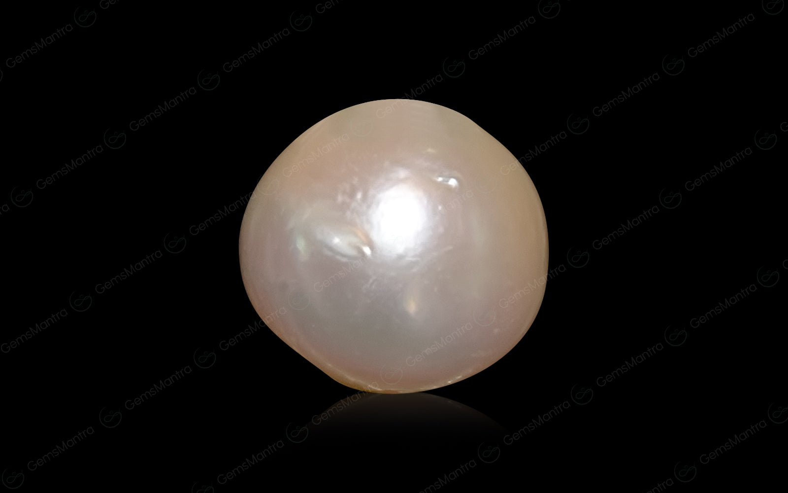 South Sea Pearl - 3.89 Carats