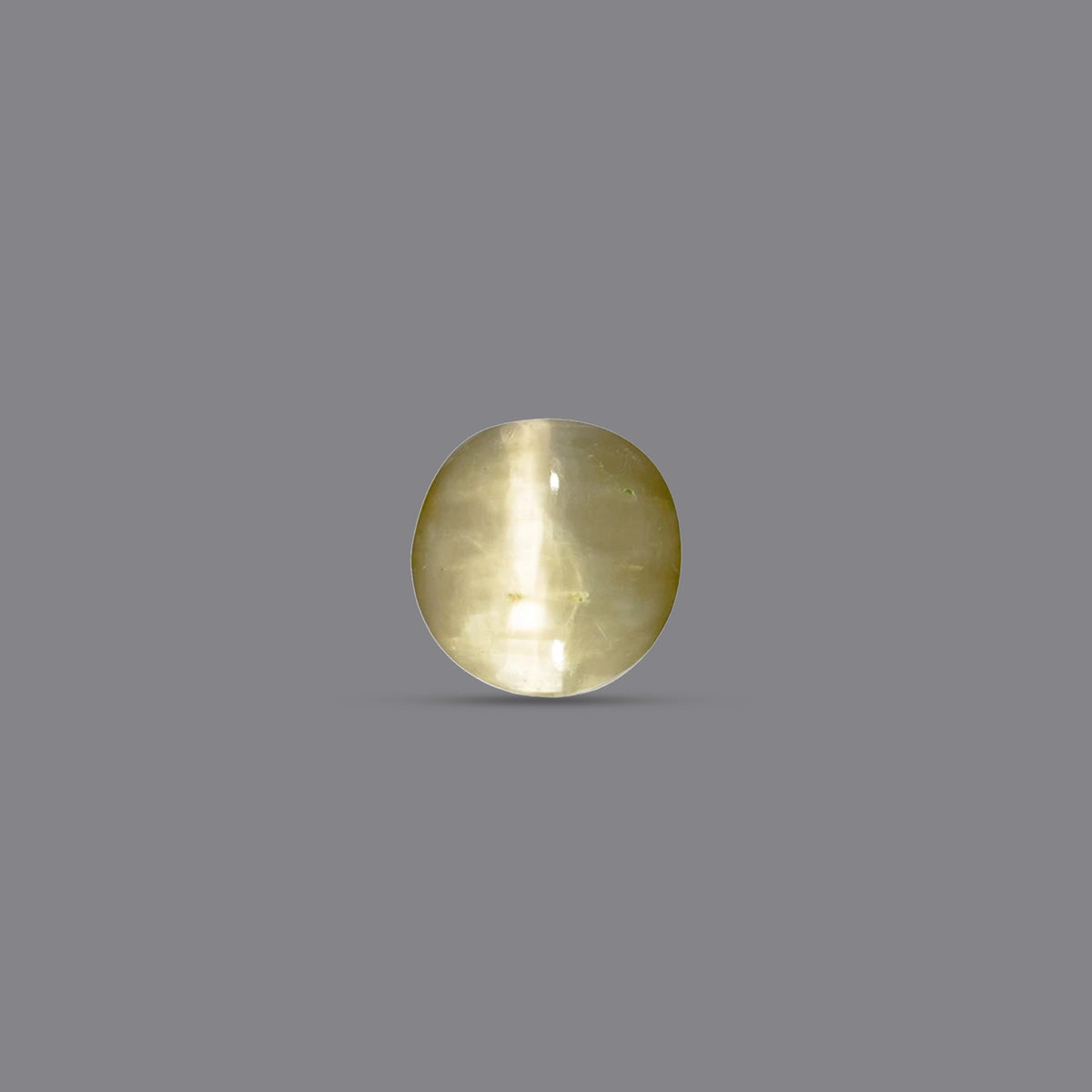 Cats Eye Quartz (Lehsunia) – 3.36 Carat / 3.7 Ratti [GM03135]
