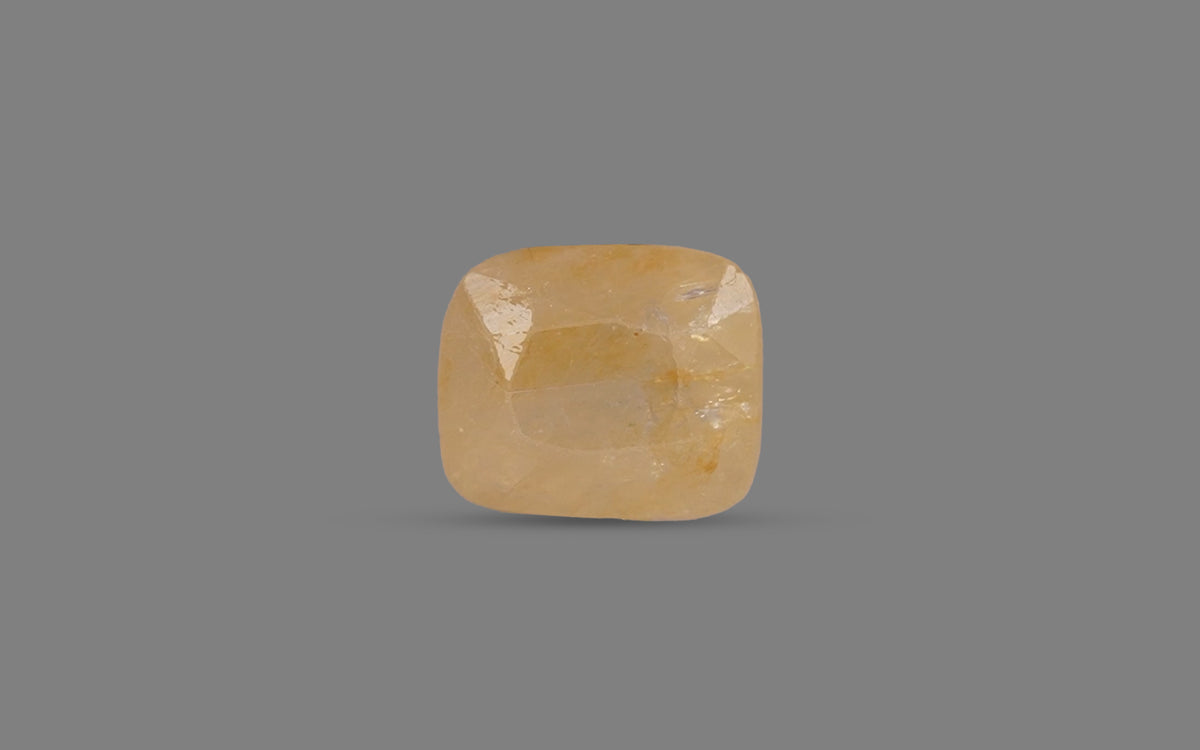 Yellow Sapphire (Pukhraj) – 3.49 Carat / 3.87 Ratti